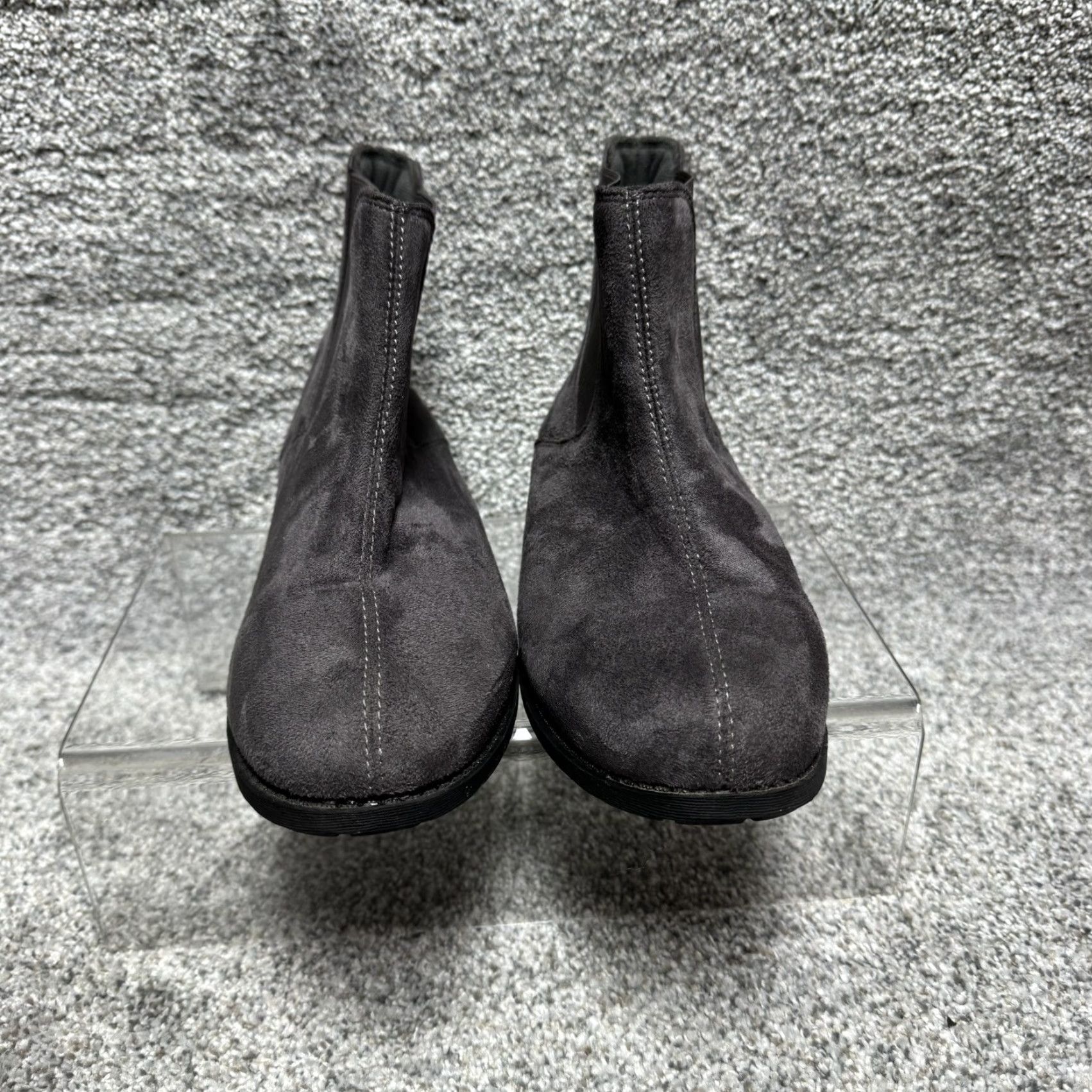 Vintage Grays Chelsea Boots Womens Size 9 Suede Streetwear Biker Edgy Goth Witchy Purple Chelsea Boots Womens Size 9 Suede Size US 9 / IT 39 - 4 Thumbnail
