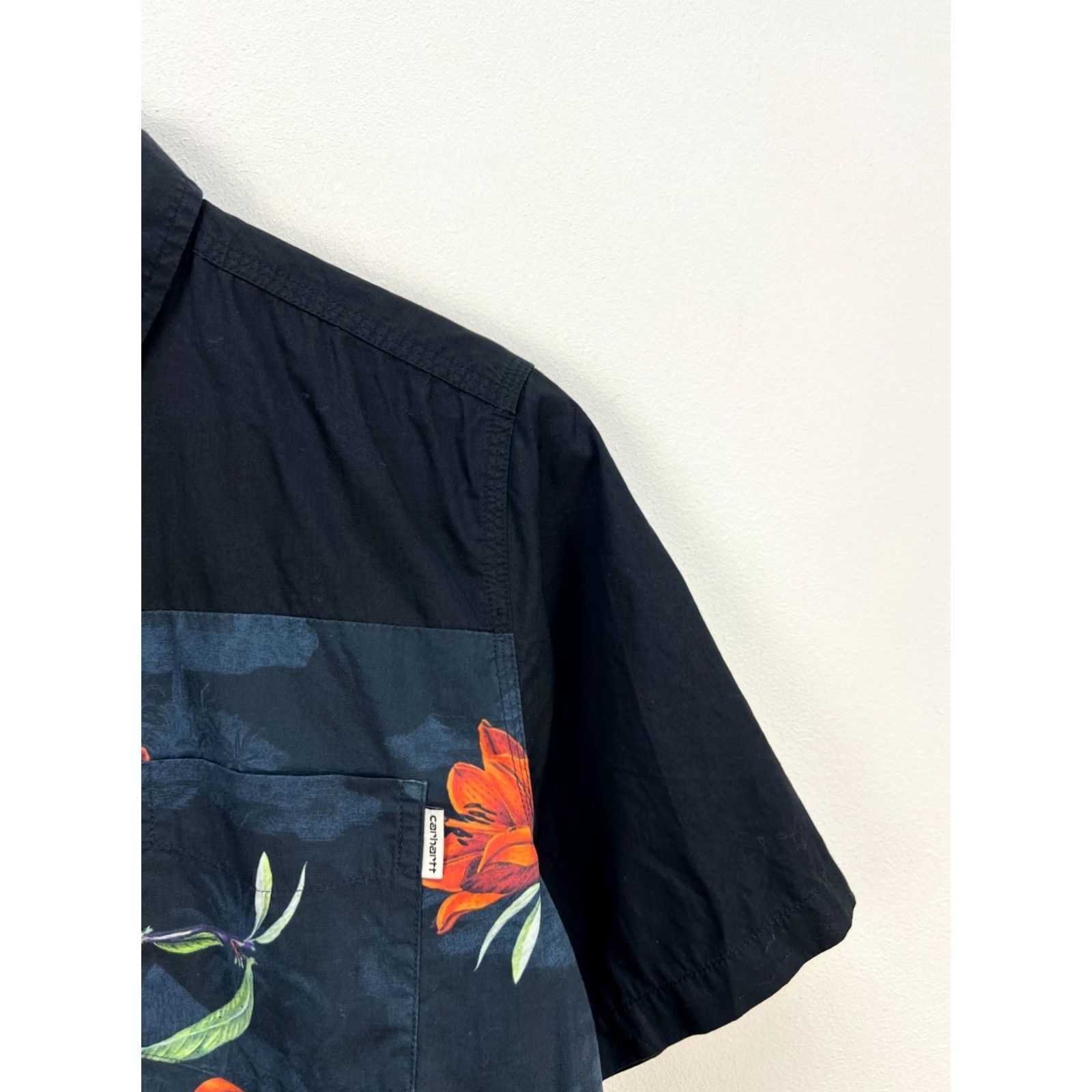 Carhartt Carhartt Shirt Mens Black Floral Print Short Sleeve Size M Size US M / EU 48-50 / 2 - 3 Thumbnail