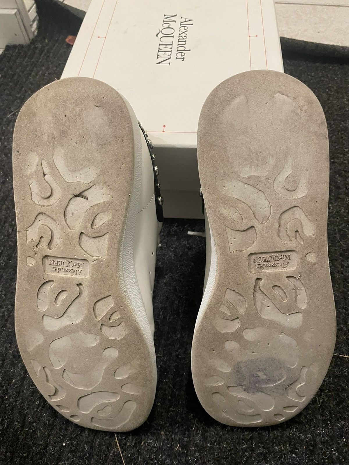 Alexander McQueen Alexander McQueen Oversized studded leather Size US 8.5 / EU 41-42 - 4 Thumbnail