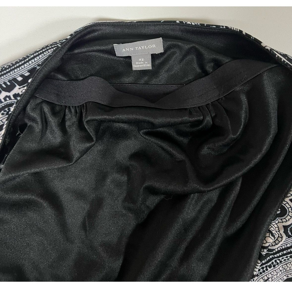 Ann Taylor Black Bandana Paisley Print Halter Top Shirt Blouse XS 🖤🤍 Size XS / US 0-2 / IT 36-38 - 5 Thumbnail