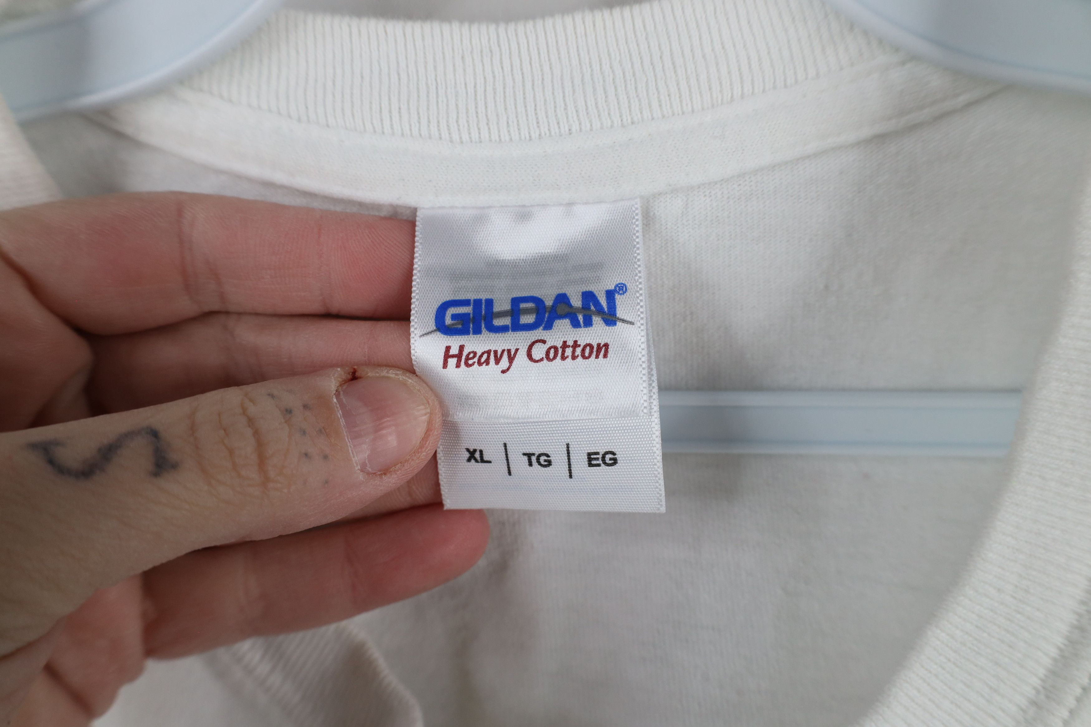 Vintage Vintage 90s Y2K Streetwear Heavyweight Cotton T-Shirt White Size US XL / EU 56 / 4 - 5 Thumbnail
