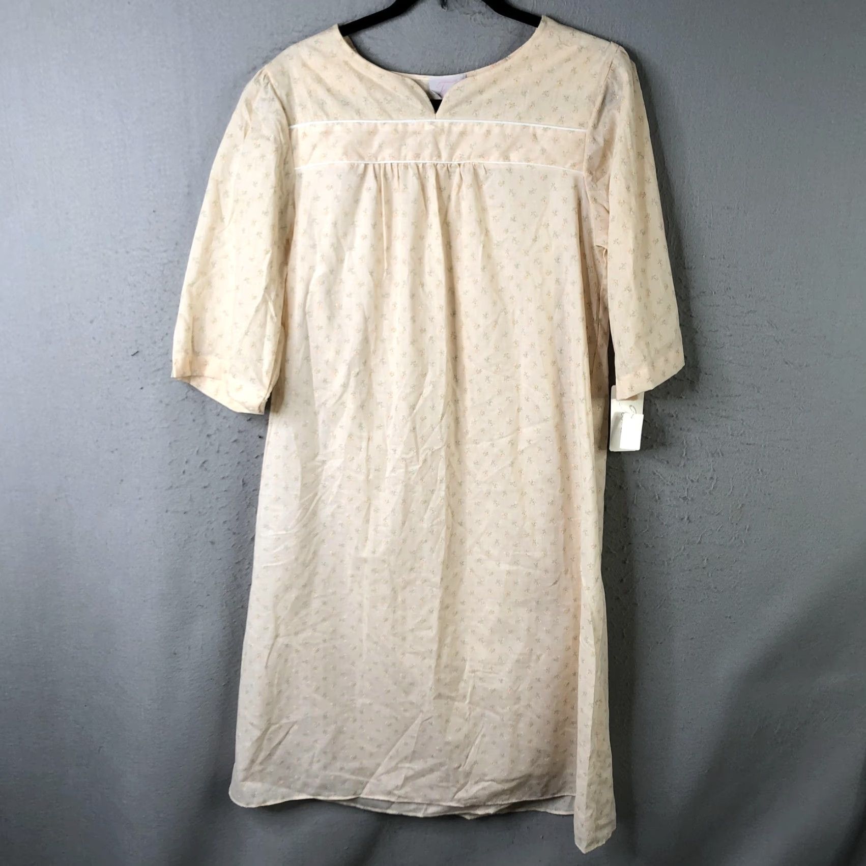 Vintage VINTAGE Tessie Gown Womens M Nightgown Floral 3/4 Sleeve White Cotton Polyester Midi Nightgown Womens Size ONE SIZE - 2 Thumbnail
