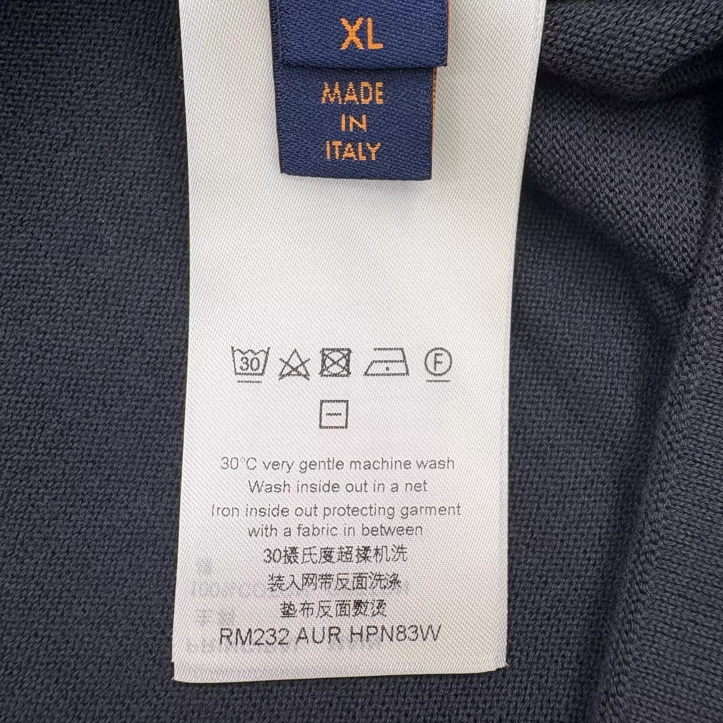 Louis Vuitton LV Black & White Portrait Logo Knit SS XL (New) Size US XL / EU 56 / 4 - 6 Thumbnail