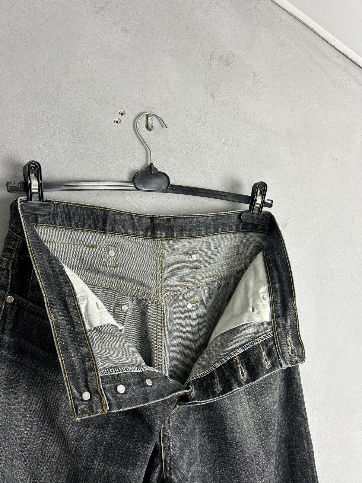 Japanese Brand Vintage Japanese Selvedge Denim Jeans Cinch Back Distressed Size US 31 - 12 Thumbnail
