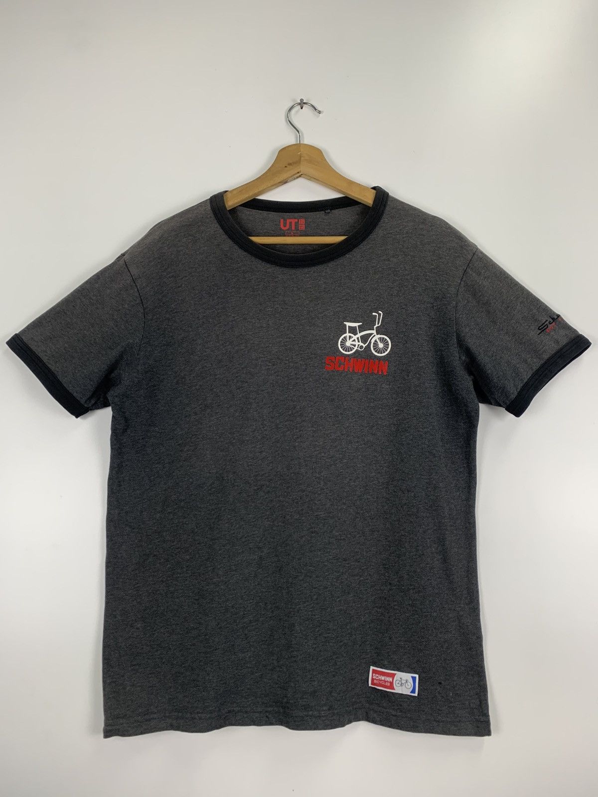 Uniqlo Chwinn Uniqlo T-Shirt Size US L / EU 52-54 / 3 - 3 Thumbnail