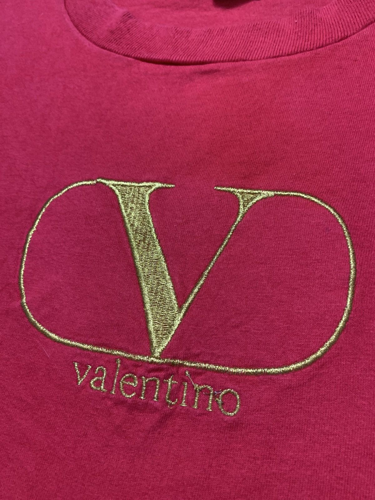 Valentino Vintage VALENTINO Gold Embroidery Iconic Logo Shirt Size US XL / EU 56 / 4 - 6 Thumbnail