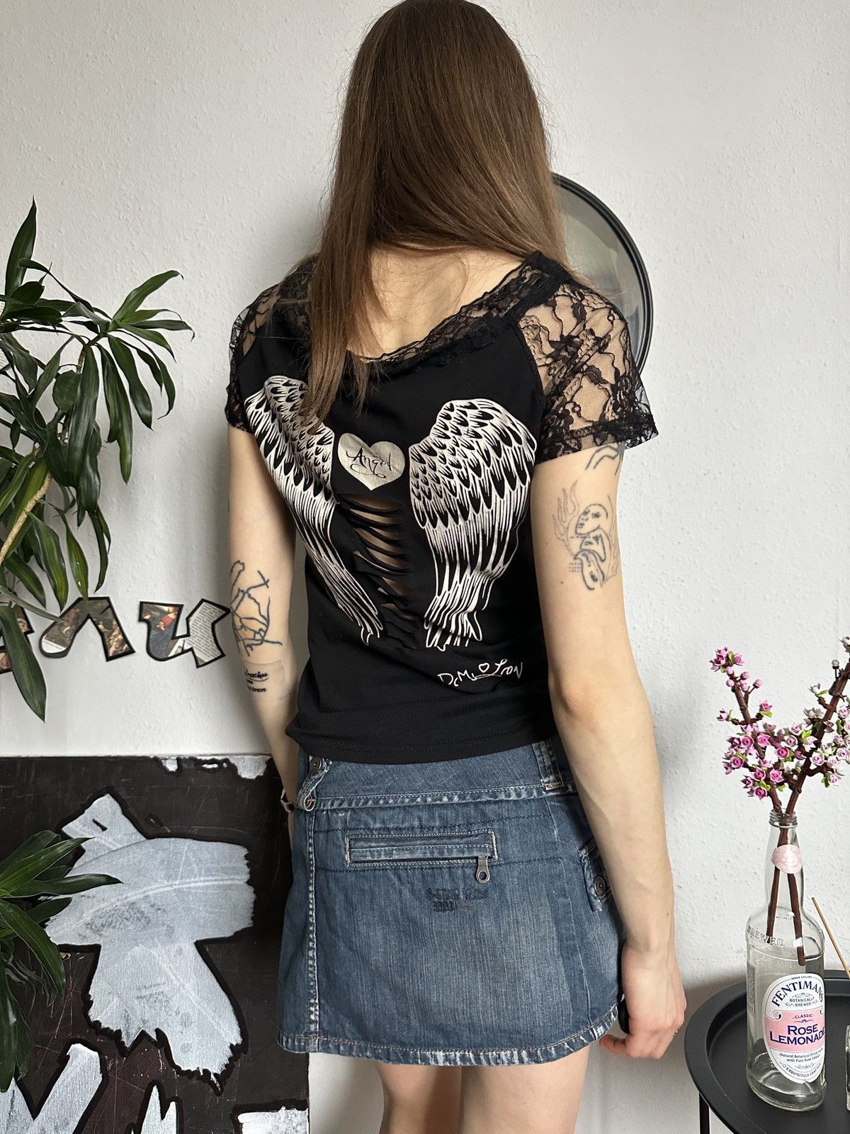 Affliction Punky Sexy Lace Angel Wings Printed Cut out T-Shirt Size ONE SIZE - 4 Thumbnail