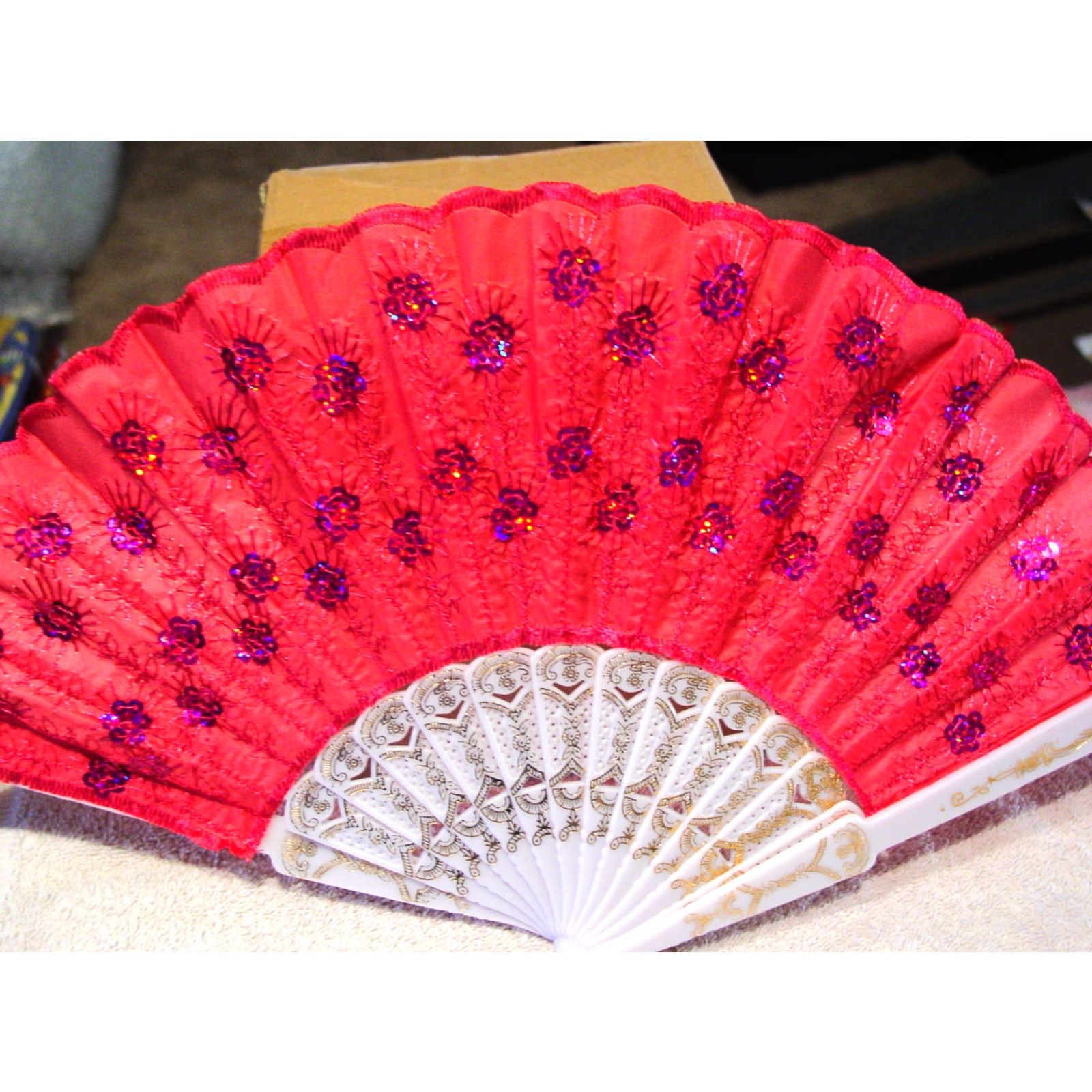 Pinko VINTAGE Hand Fan Pink Flowers Sequin Small Handheld Fan 16 Inch Gift Party Accessory Size ONE SIZE - 2 Thumbnail