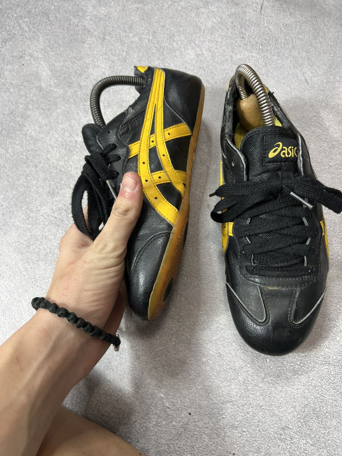 Onitsuka Tiger Asics Onitsuka Tiger Mexico 66 Kill Bill Sneakers Size 38 Size US 5.5 / EU 38 - 5 Thumbnail