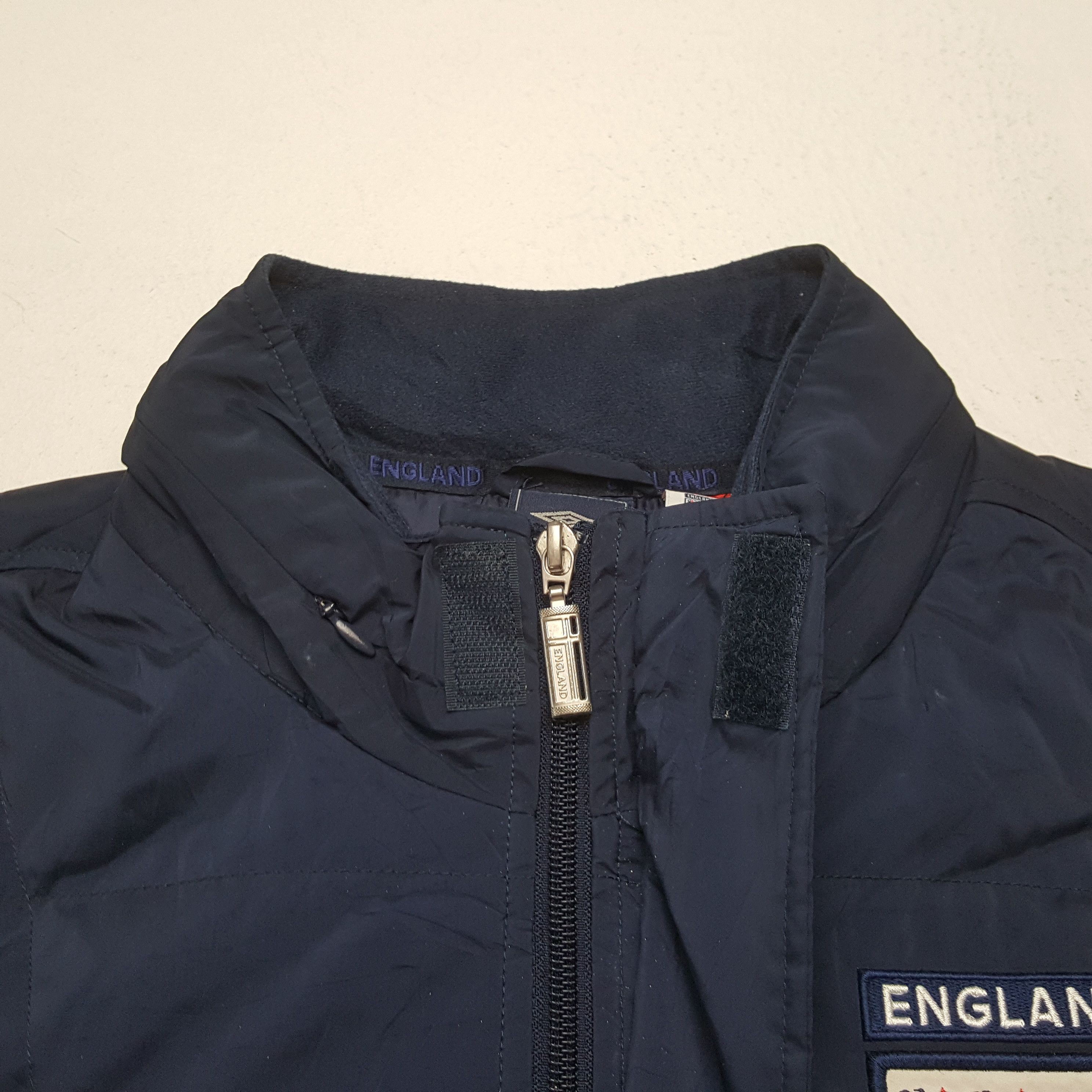 Umbro Vintage Umbro England Football Club Puffer Jacket C324N6 Size US L / EU 52-54 / 3 - 4 Thumbnail