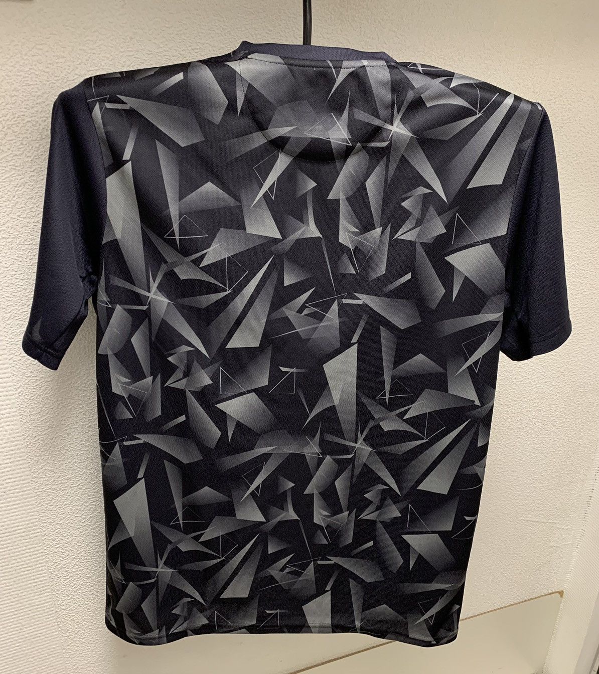 Castore Wolverhampton castore soccer jersey M size APL Size US M / EU 48-50 / 2 - 2 Thumbnail