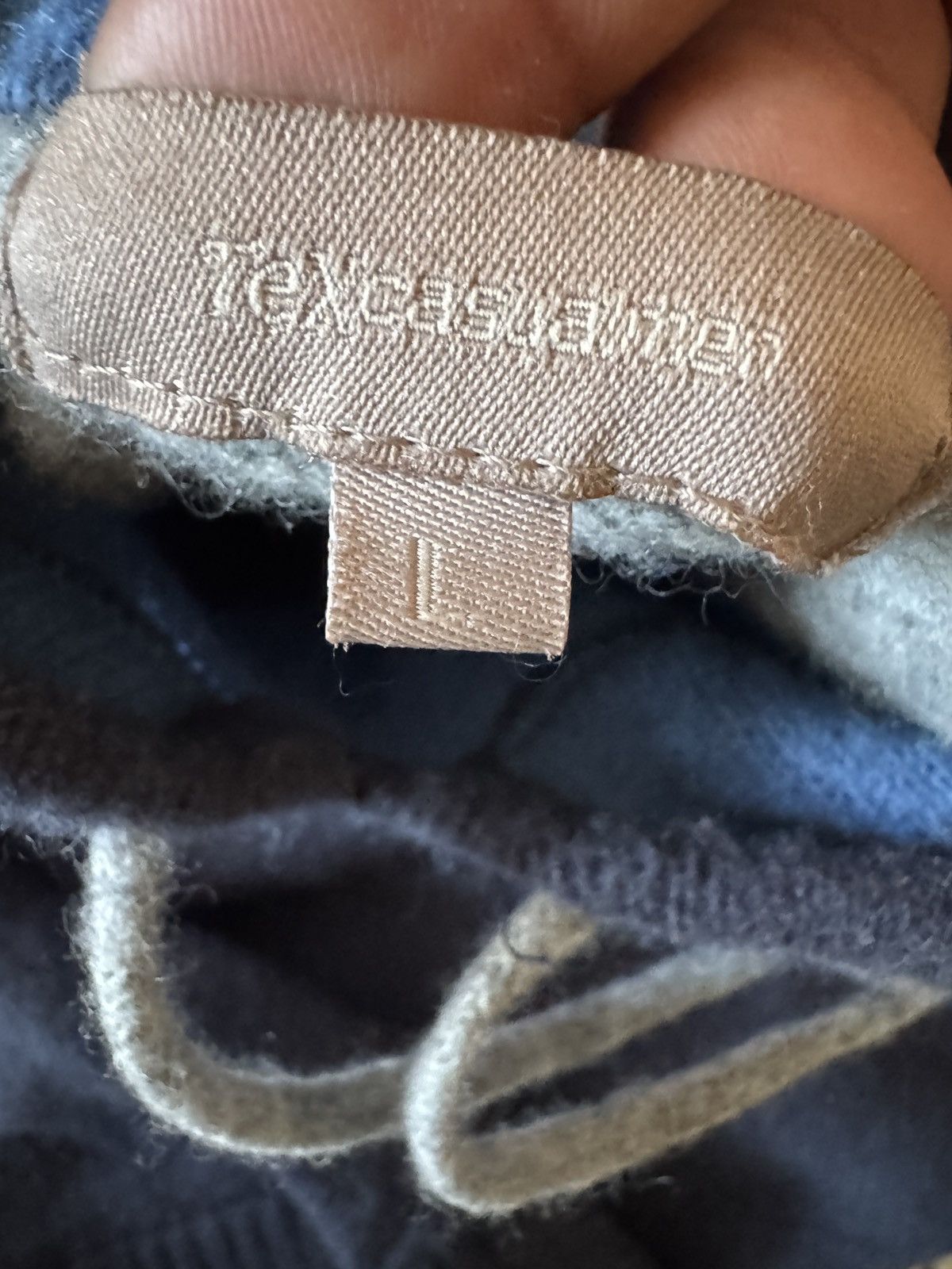 Other Woolen hoodie Size US L / EU 52-54 / 3 - 4 Thumbnail