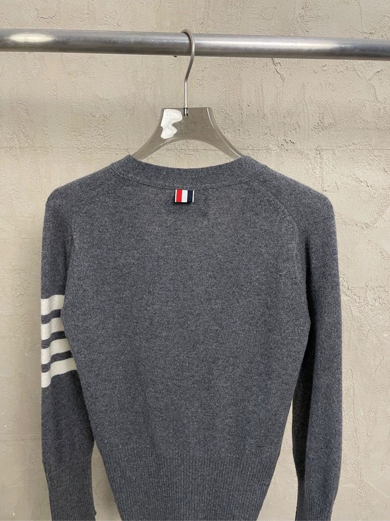 Thom Browne Thom Browne Dark grey cashmere sweater Size XS / US 0-2 / IT 36-38 - 4 Thumbnail