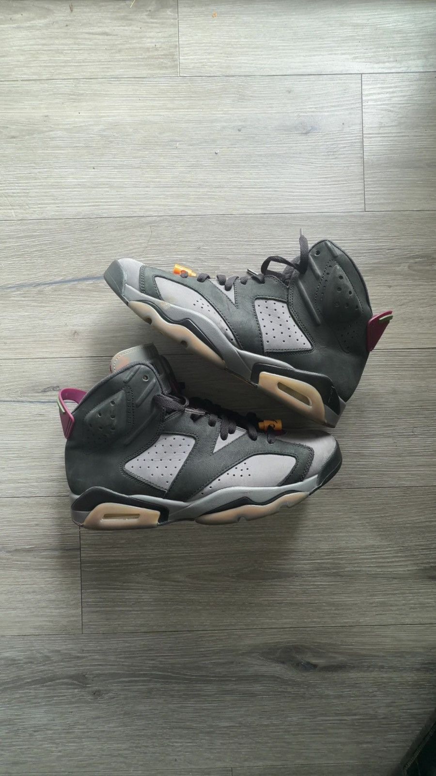 Nike Nike Air Jordan 6 Bordeaux Retro 2021 Size US 11 / EU 44 - 1 Thumbnail