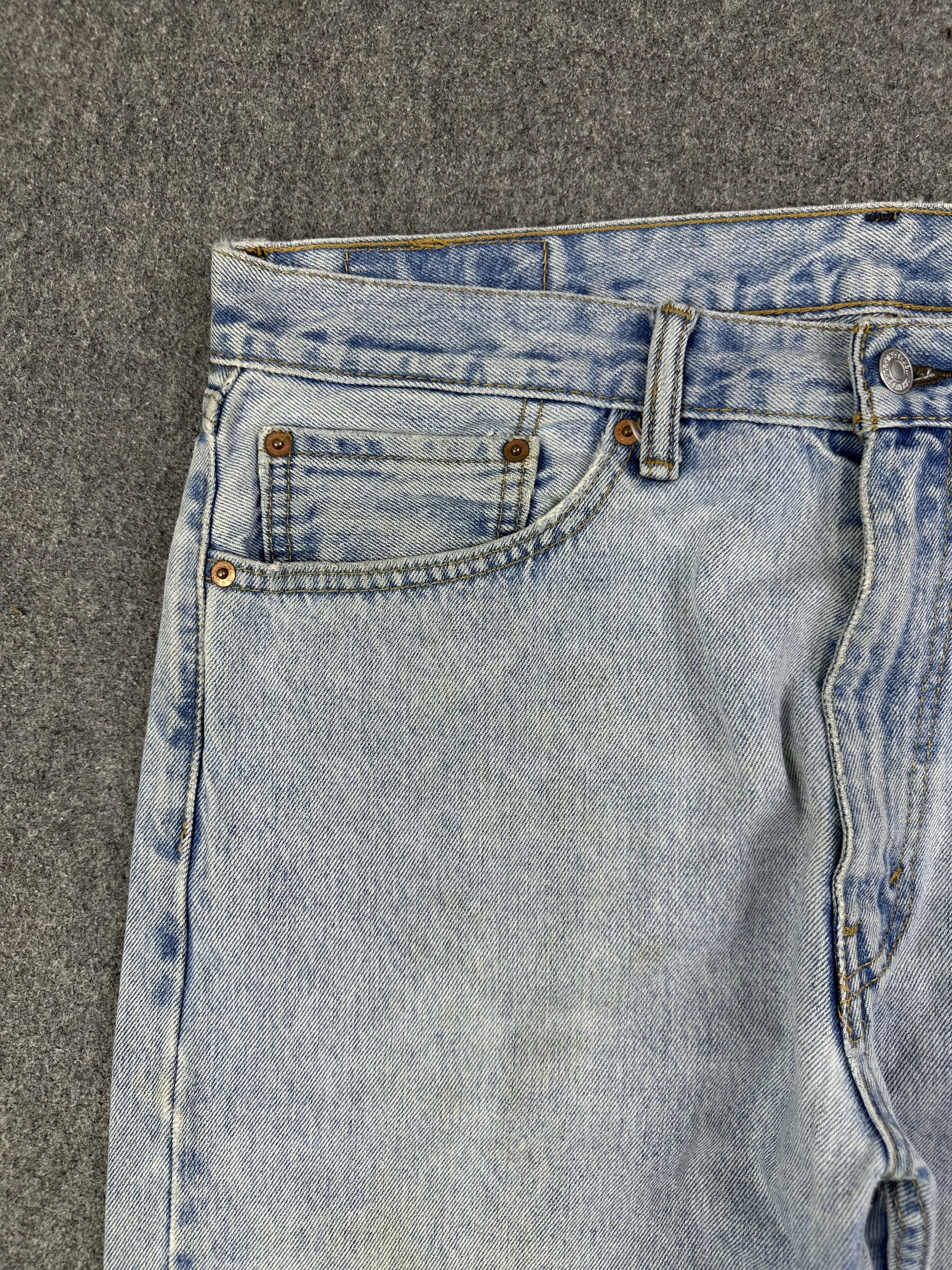 Levi's Vintage Levis 505 Faded Blue Jeans S0049 Size US 37 - 8 Thumbnail