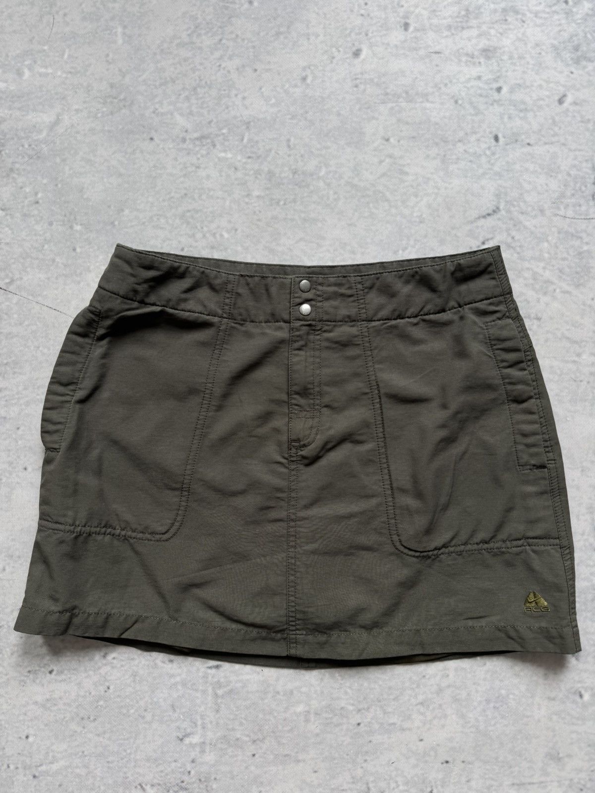 Nike ACG Nike ACG vintage equipment outdoor wmns skirt Size 28" / US 6 / IT 42 - 1 Thumbnail