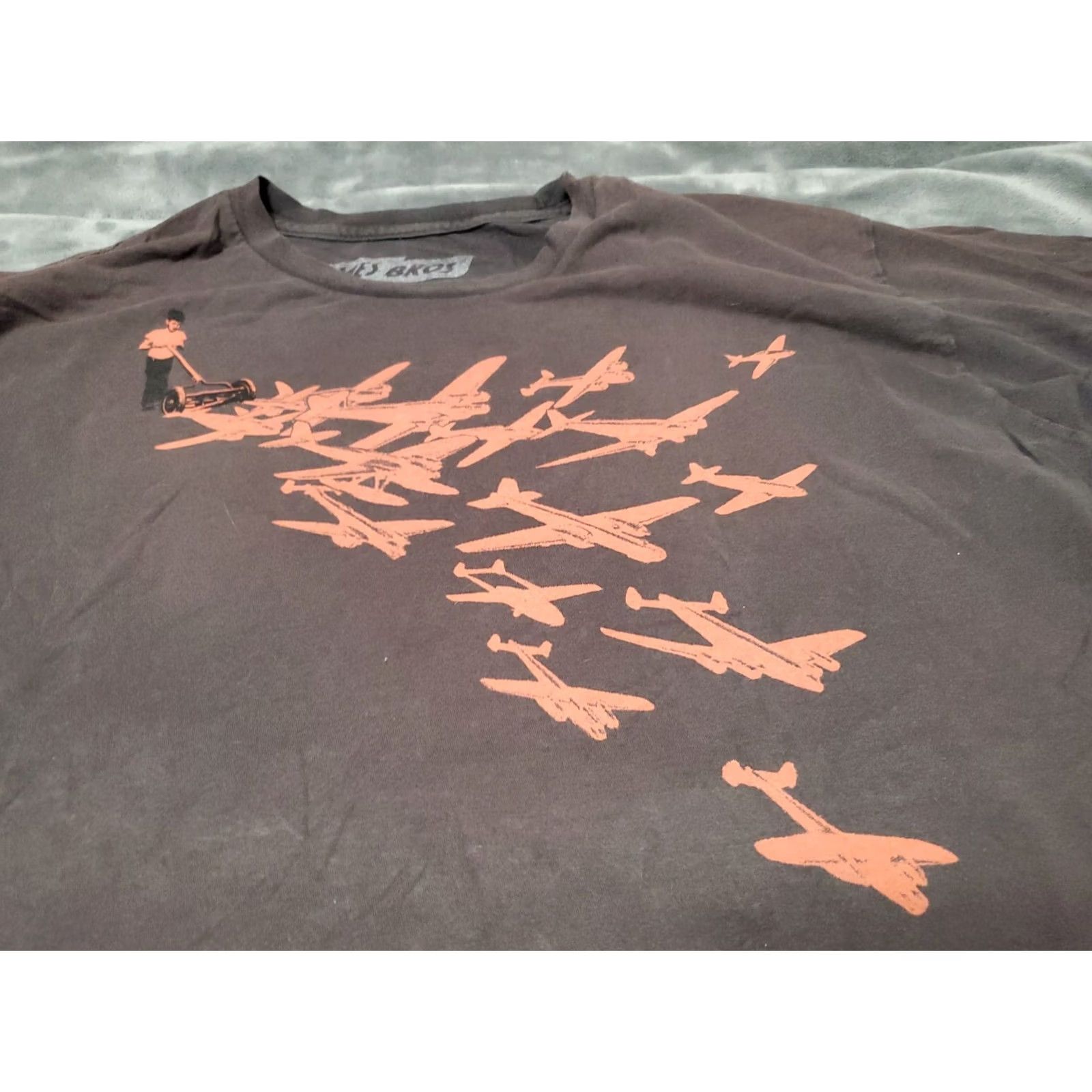 Vintage Ames Bros Mow-Em Down Bombers/Air Plane Short Sleeve TShirt L Brown Crew Neck Men Vintage? No (omit) Size US L / EU 52-54 / 3 - 6 Thumbnail