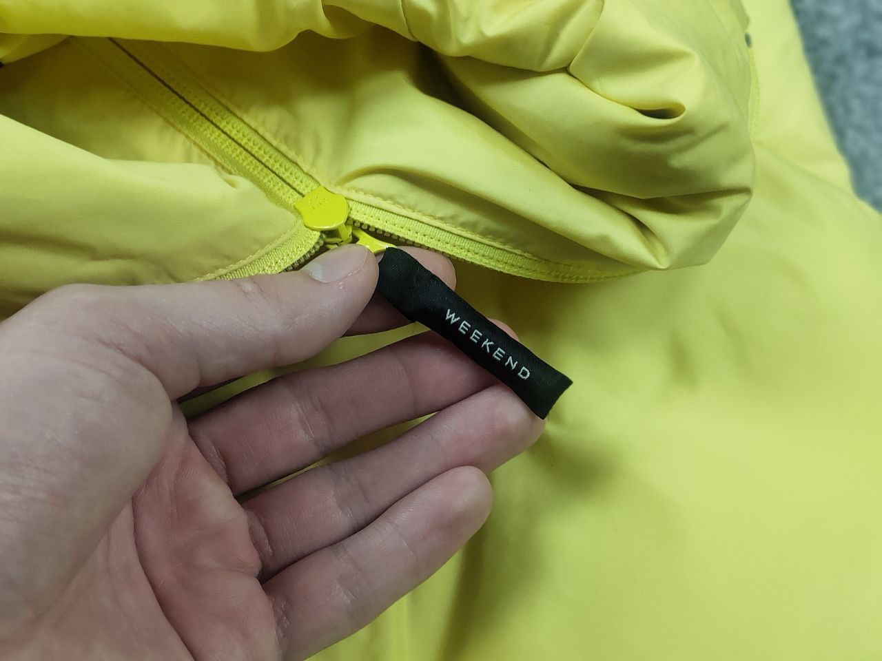 Max Mara Max Mara Weekend Lemon yellow micro down vest Zip Jacket Size M / US 6-8 / IT 42-44 - 12 Thumbnail