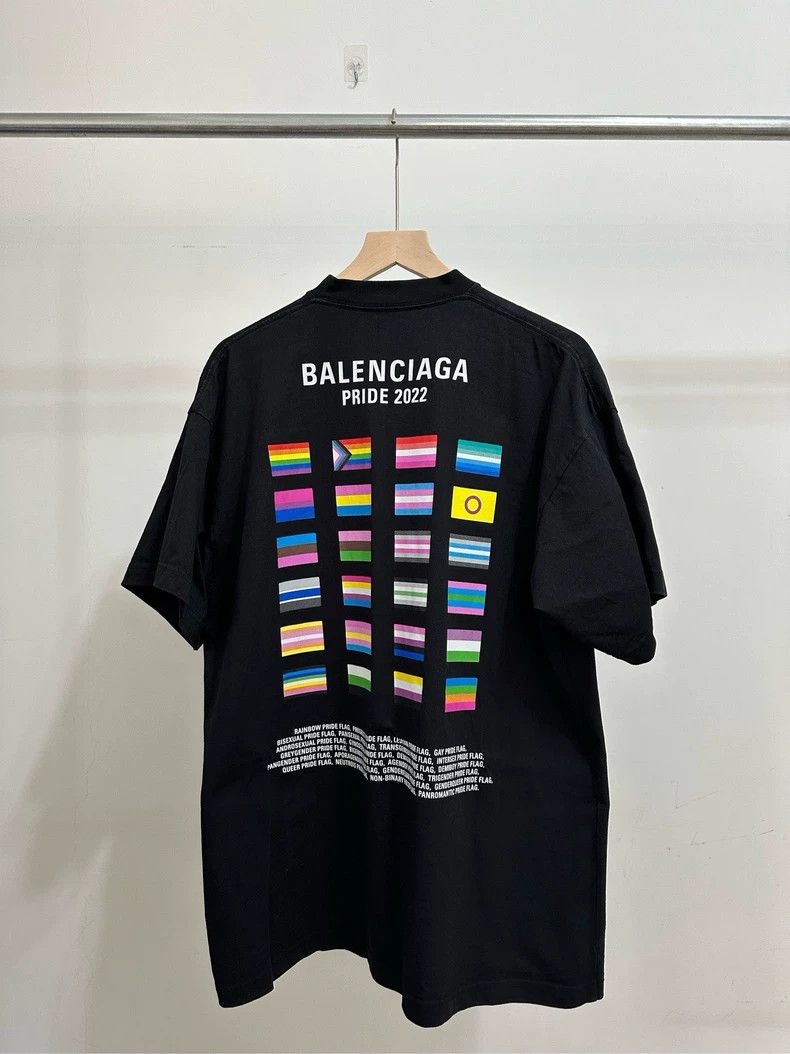Balenciaga Balenciaga Double Portrait Multi-National Flag Print Black Size US L / EU 52-54 / 3 - 2 Thumbnail