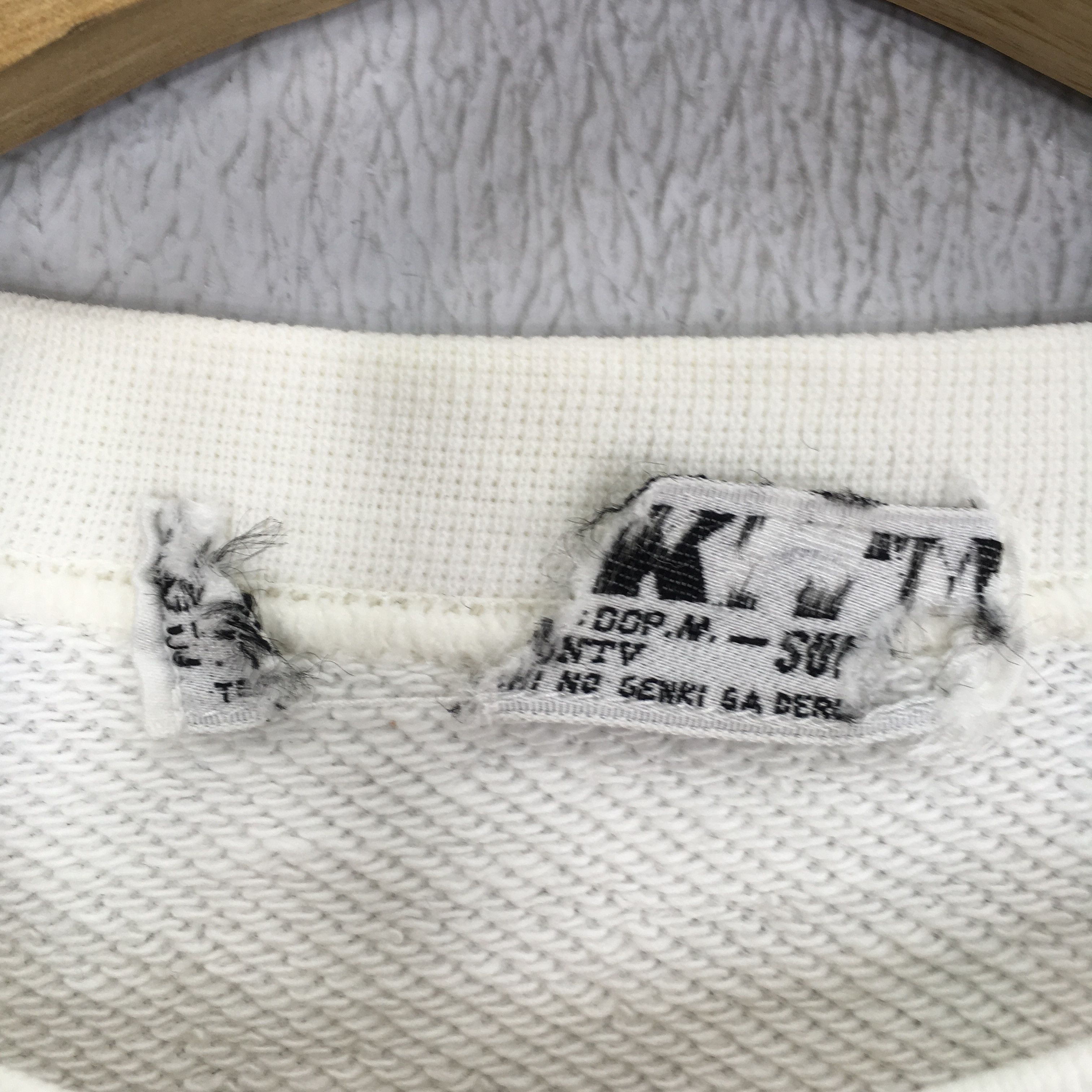 Garbage TV VINTAGE GENKI TV SHOW ANIME MOVIE SWEATSHIRT - 1592 Size US M / EU 48-50 / 2 - 13 Thumbnail