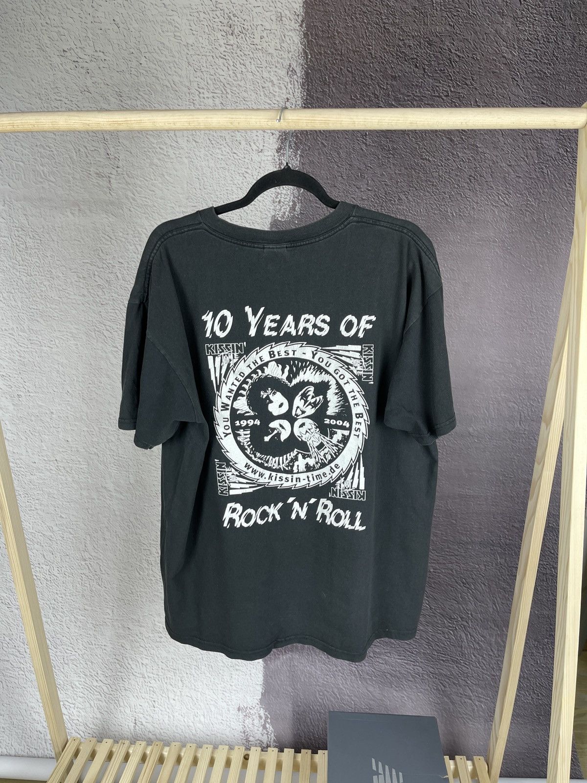 Band Tees Kiss vintage y2k kissin’ time 10 years of Rock’n’Roll tee Size US XL / EU 56 / 4 - 2 Thumbnail