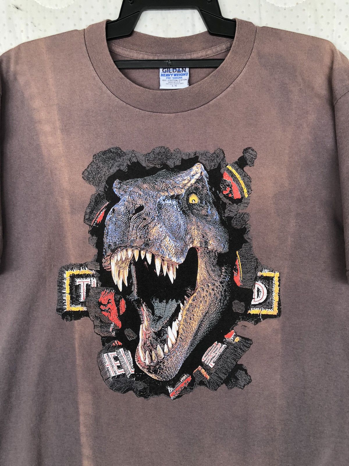 Vintage Vintage 90s Jurassic Park Dinasour Movie Tee Size US L / EU 52-54 / 3 - 1 Thumbnail