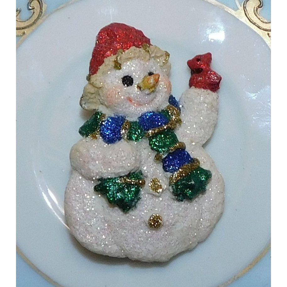 Other Glitter Snowman Holding Red Bird Brooch Size ONE SIZE - 3 Thumbnail