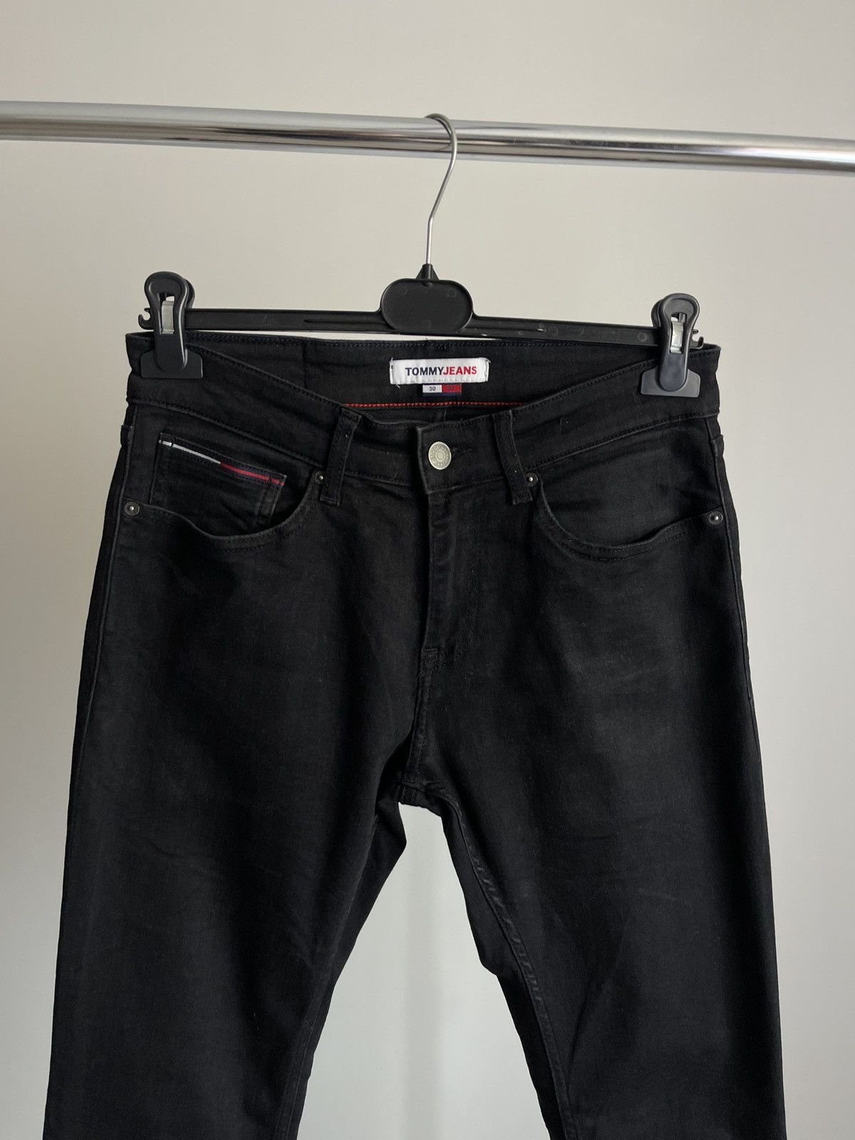 Tommy Hilfiger Tommy Jeans Scanton Slim Black Denim - W30 L32 Size US 30 / EU 46 - 2 Thumbnail