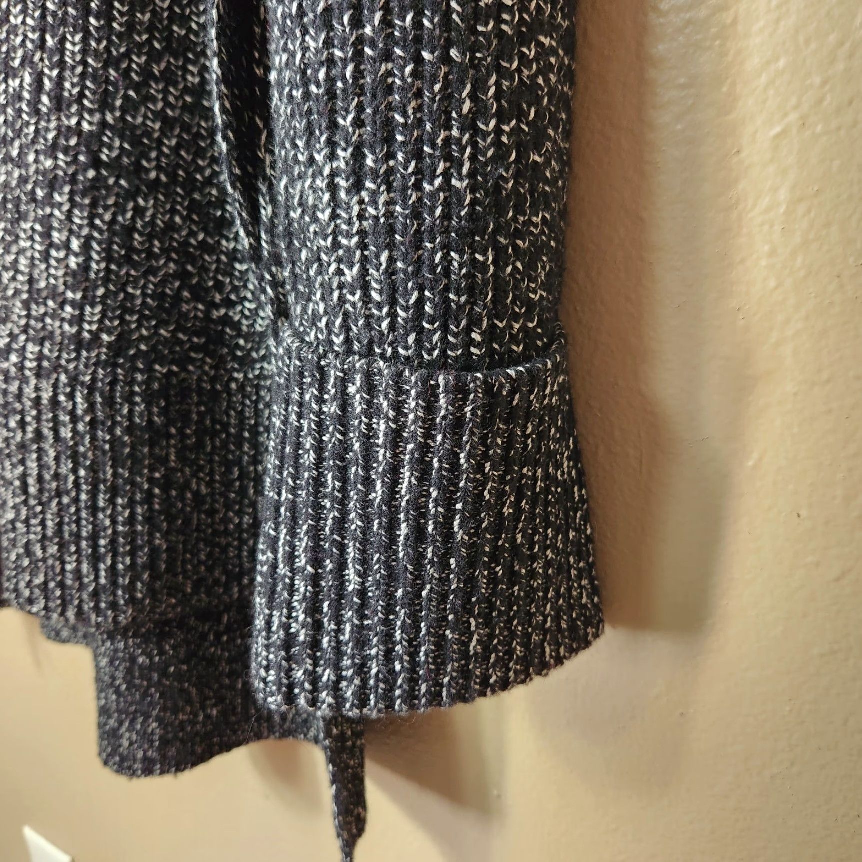 Athleta Athleta Shasta Black Marl Wool Blend V Neck Tunic Heavyweight Sweater-Size M Size M / US 6-8 / IT 42-44 - 5 Thumbnail