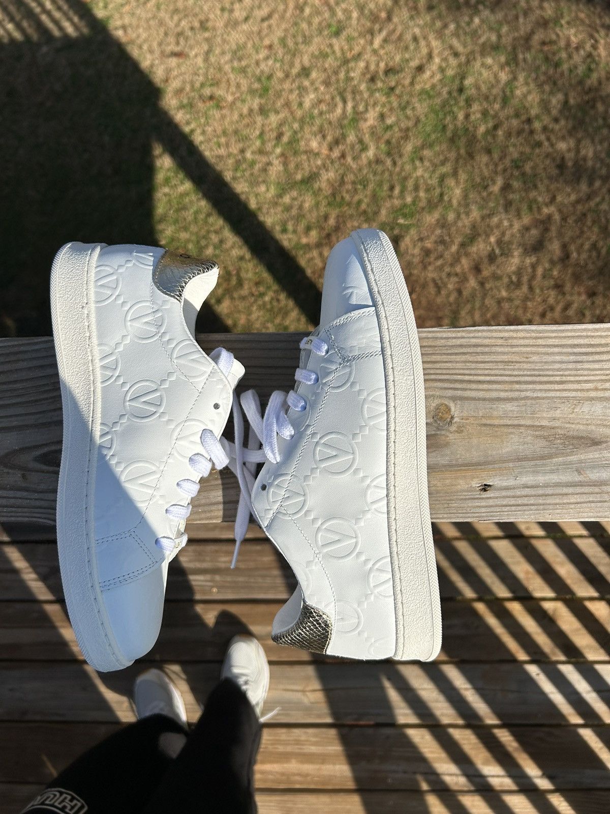 Mario Valentino Valentino White Sneakers with Cream Detail Size US 9 / IT 39 - 9 Thumbnail