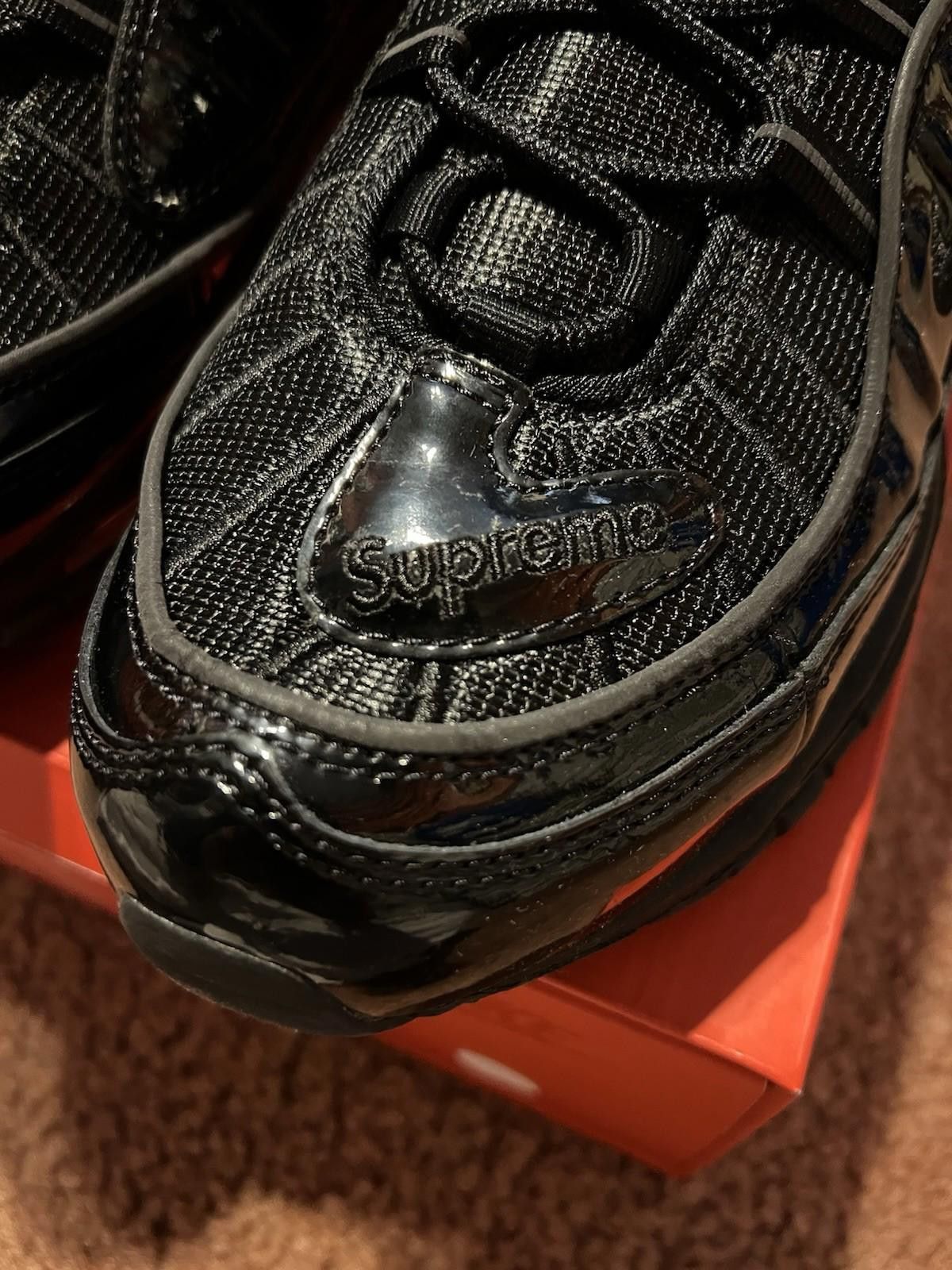 Nike 2016 Nike Air Max 98 Supreme 844694-001 US10.5 Size US 10.5 / EU 43-44 - 4 Thumbnail