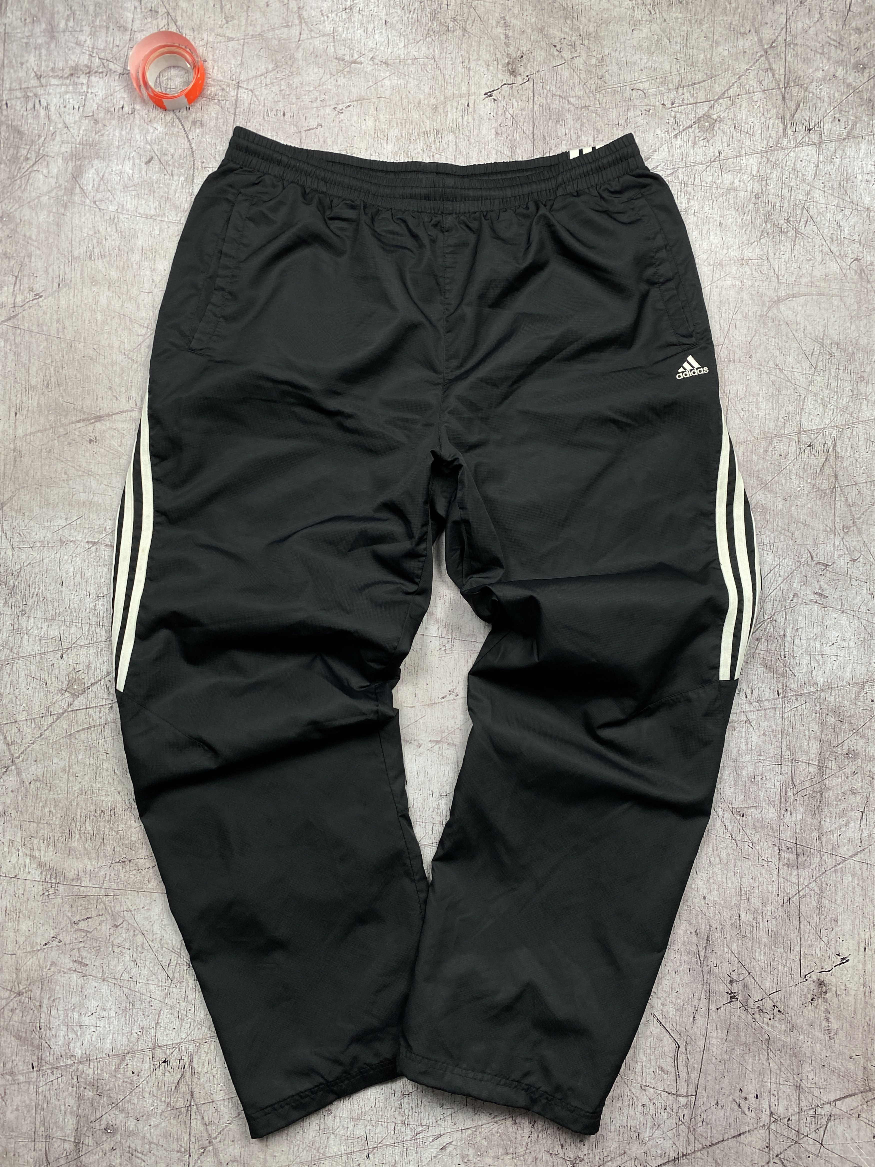 Adidas × Vintage Adidas Vintage nylon baggy parachute pants Size US 36 / EU 52 - 1 Thumbnail