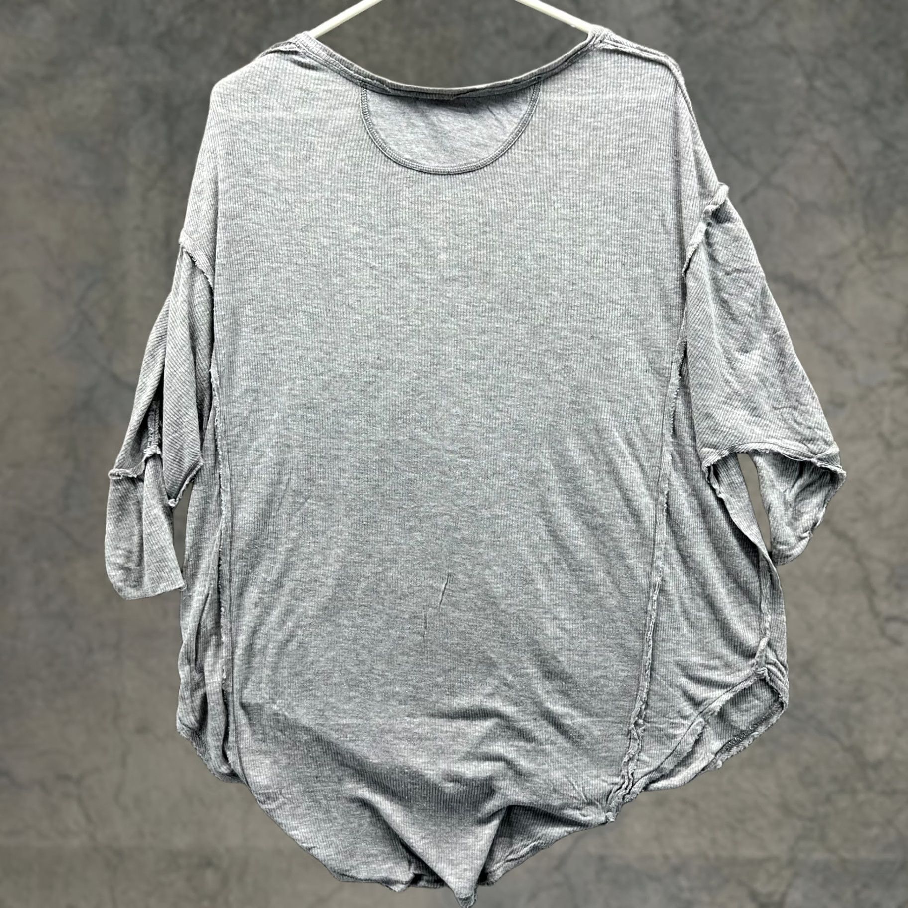 Free People Free People Shirt Women Medium Gray Oversized Thermal Long Sleeve V-Neck Shirt - Mens? Size M / US 6-8 / IT 42-44 - 1 Thumbnail