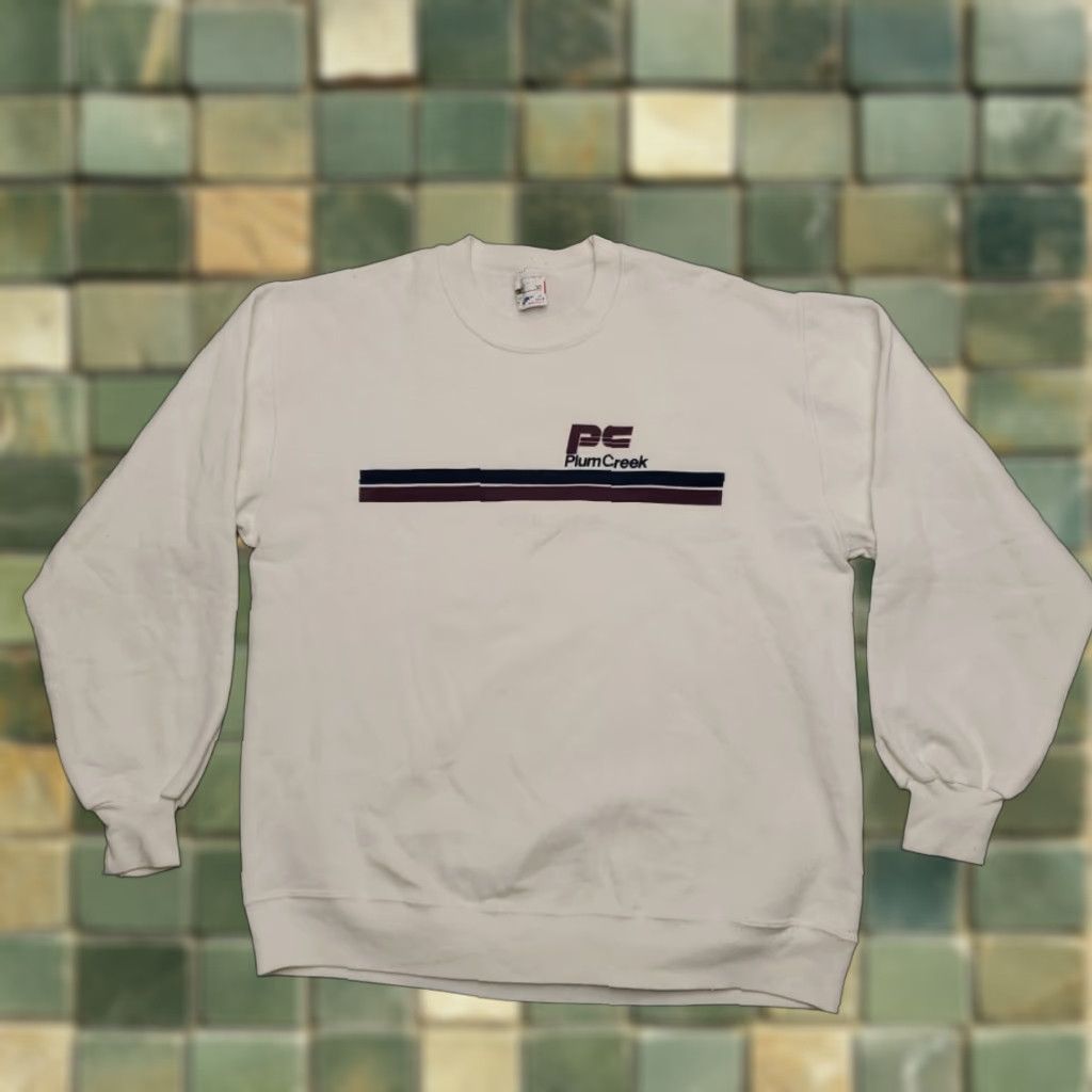 Vintage Vintage Plum Creek Sweatshirt Mens XL White Crewneck Pullover Fleece Made in USA Size US XL / EU 56 / 4 - 1 Thumbnail