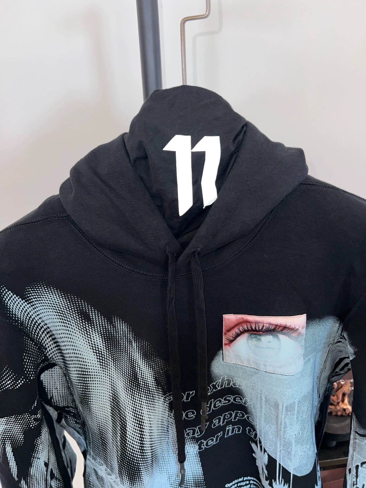 Boris Bidjan Saberi Boris Bidjan Saberi 11by bbs printed patch hoodie XXS Size US XXS / EU 40 - 6 Thumbnail