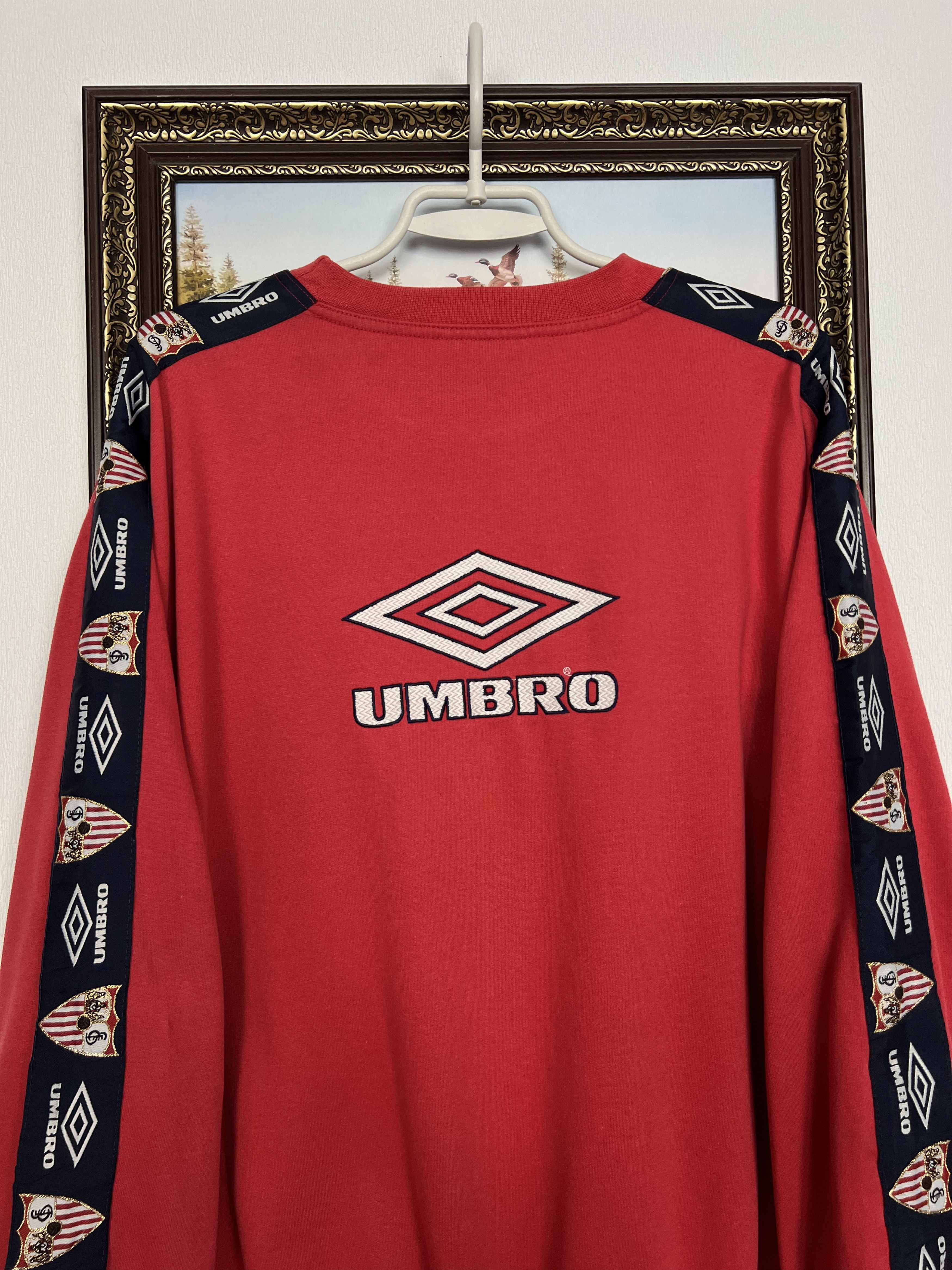 Umbro Vintage Sevilla Football Sweatshirt Red Soccer Crewneck Size US L / EU 52-54 / 3 - 10 Thumbnail