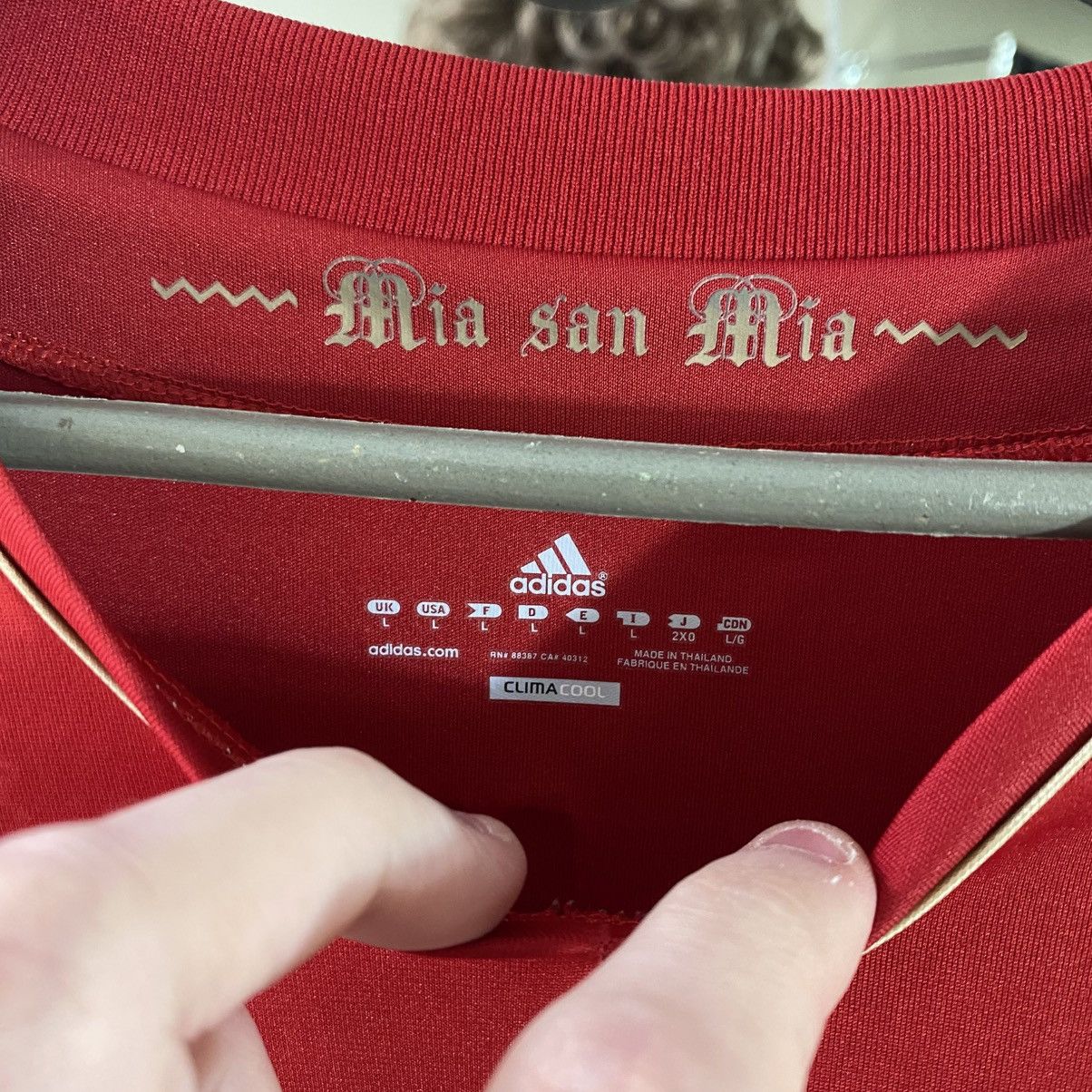 Adidas Alaba Bayern Munich 21 Home Jersey Size US L / EU 52-54 / 3 - 9 Thumbnail