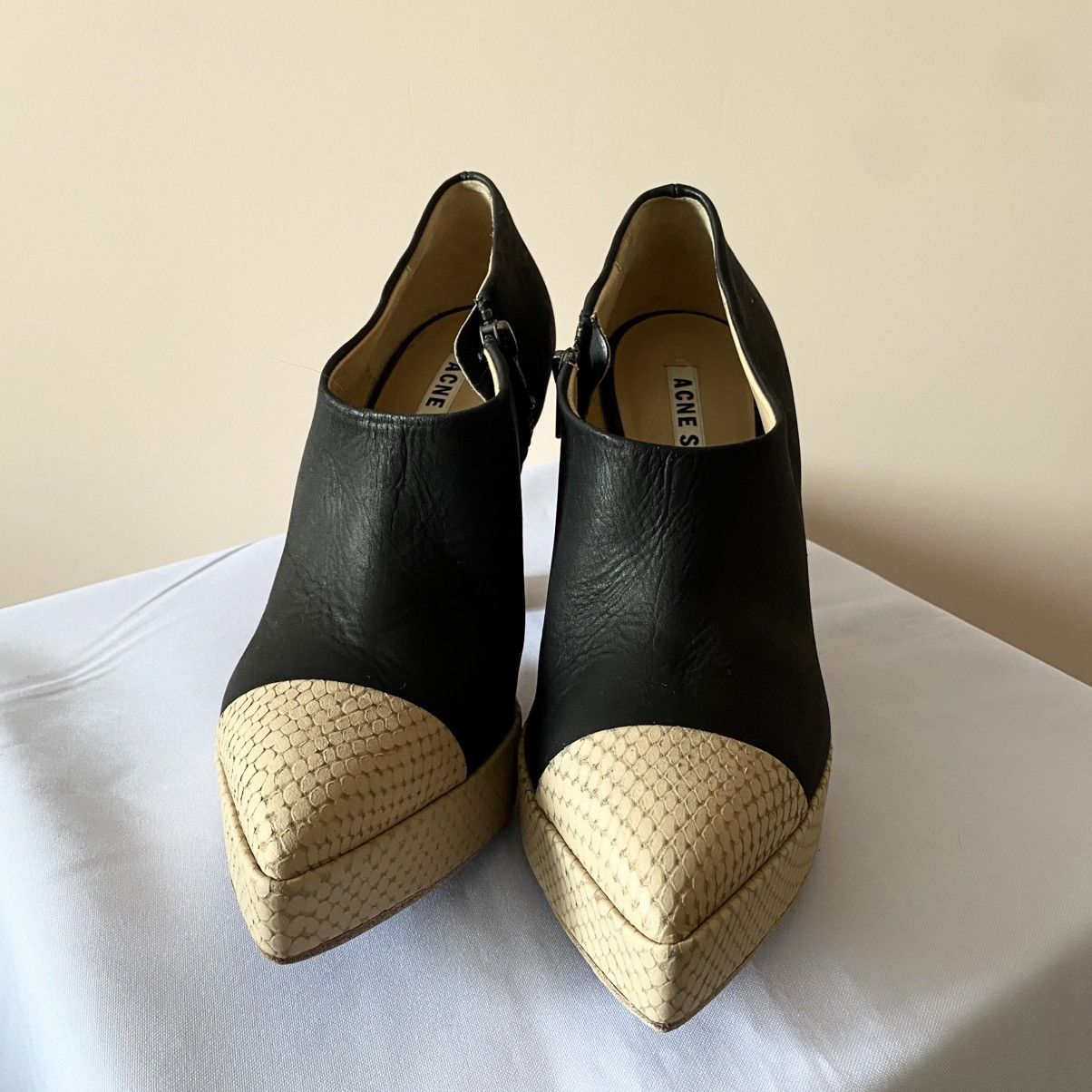Acne Studios Acne Studios Black Snake Skin Heels Boots Office Vibe Y2K Size US 7 / IT 37 - 4 Thumbnail