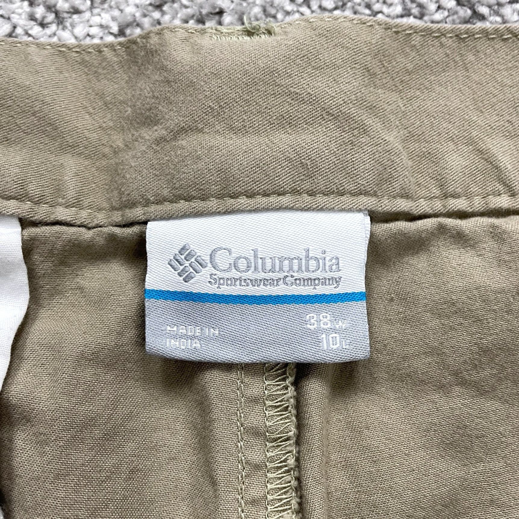 Vintage Columbia Shorts Mens Cargo Khaki Brown Flat Front Pocket Cotton Outdoor 39x10 Size US 39 - 4 Thumbnail