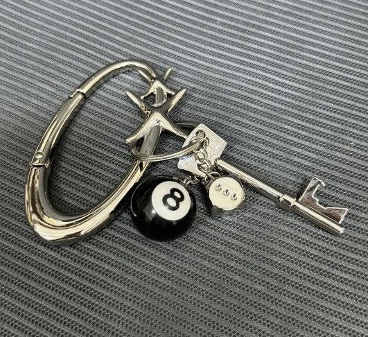 Japanese Brand × Vintage Retro punk star oval carabiner snooker ball dice keychain Size ONE SIZE - 3 Thumbnail