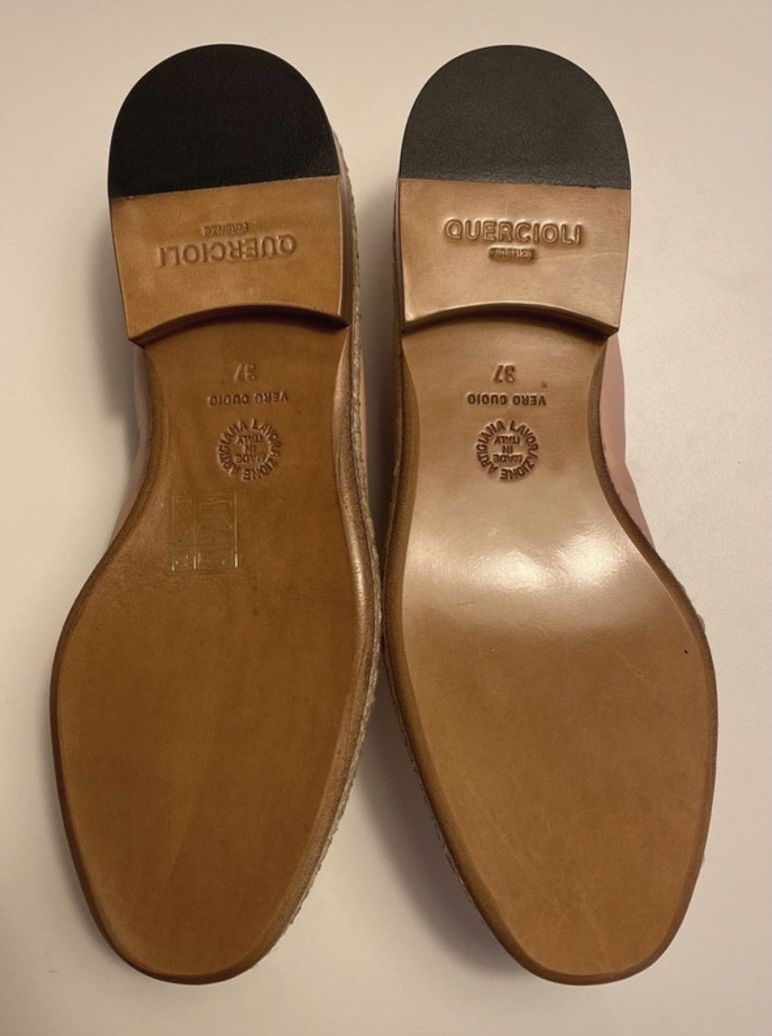 Loafers in smooth leather and rope