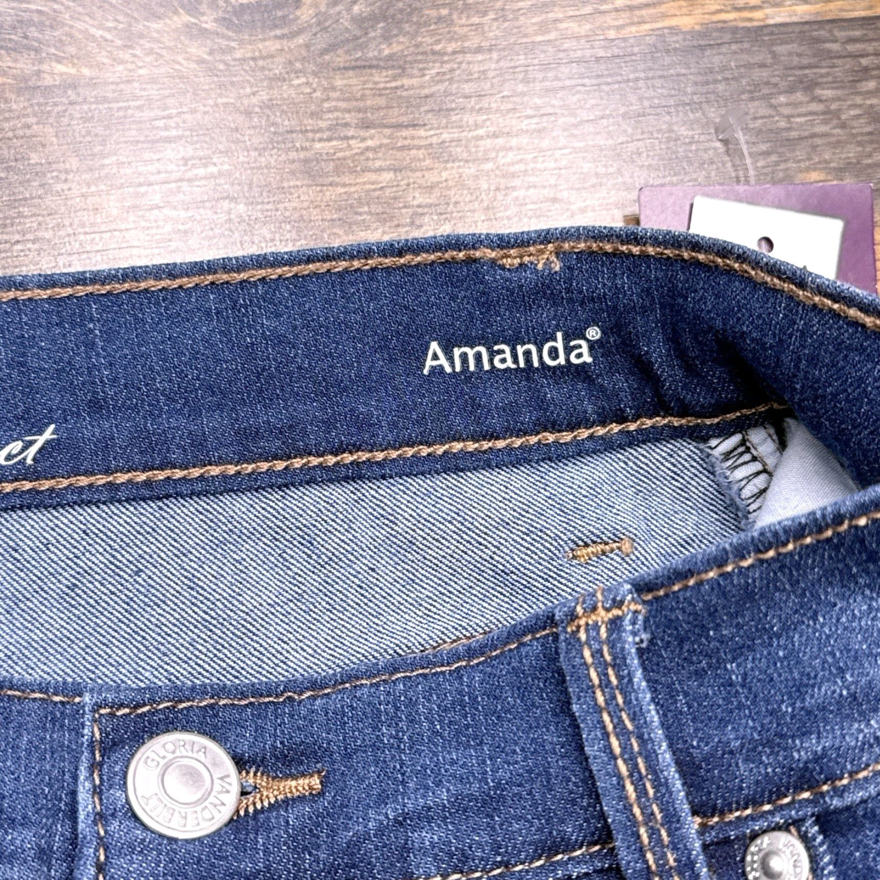 Gloria Vanderbilt Gloria Vanderbilt Amanda Capri Jeans 4 Blue High Rise Stretch Regular 5-Pocket Denim Jeans Womens Girls Size 27" / US 4 / IT 40 - 7 Thumbnail
