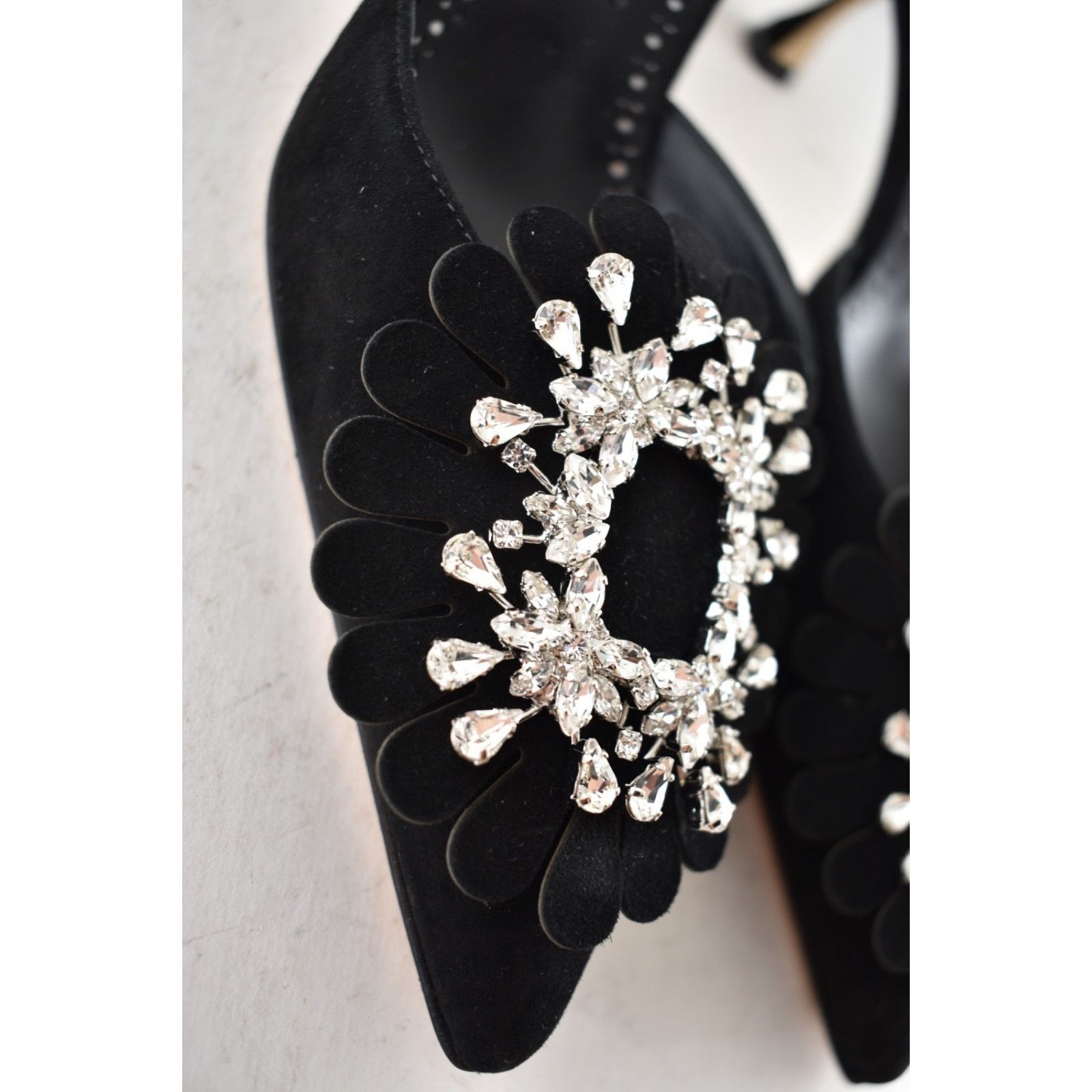 Manolo Blahnik Manolo Blahnik Shogmu 50 Black Suede Jewel Crystal Kitten Size US 7 / IT 37 - 11 Thumbnail