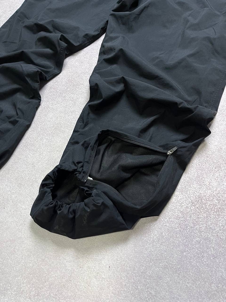 Nike Vintage Nike Swoosh Baggy Nylon Trackpants Y2K XL Size US 36 / EU 52 - 5 Thumbnail