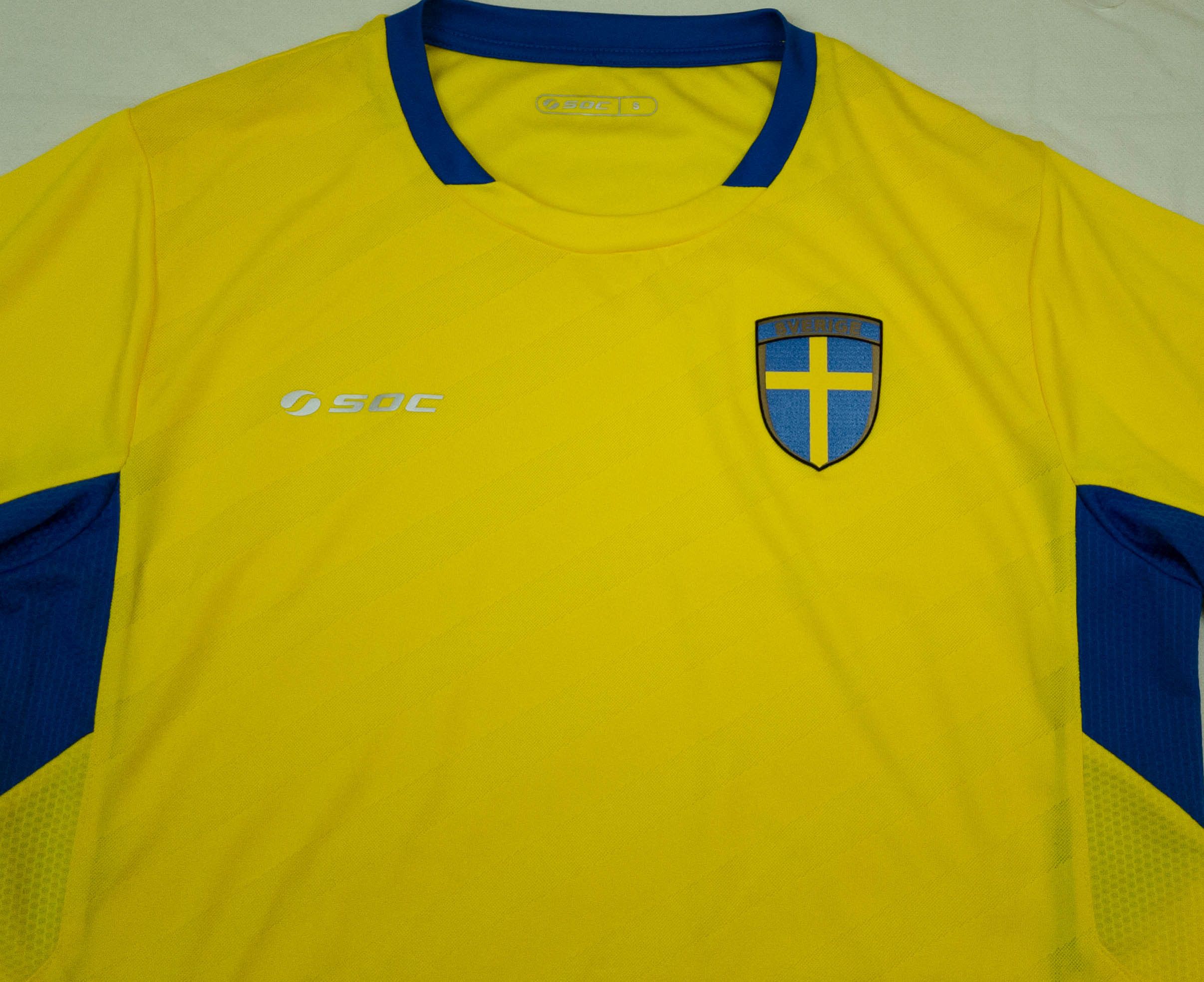 Other SWEDEN NATIONAL FOOTBALL SHIRT SOC SIZE S EXCL Size US S / EU 44-46 / 1 - 4 Thumbnail