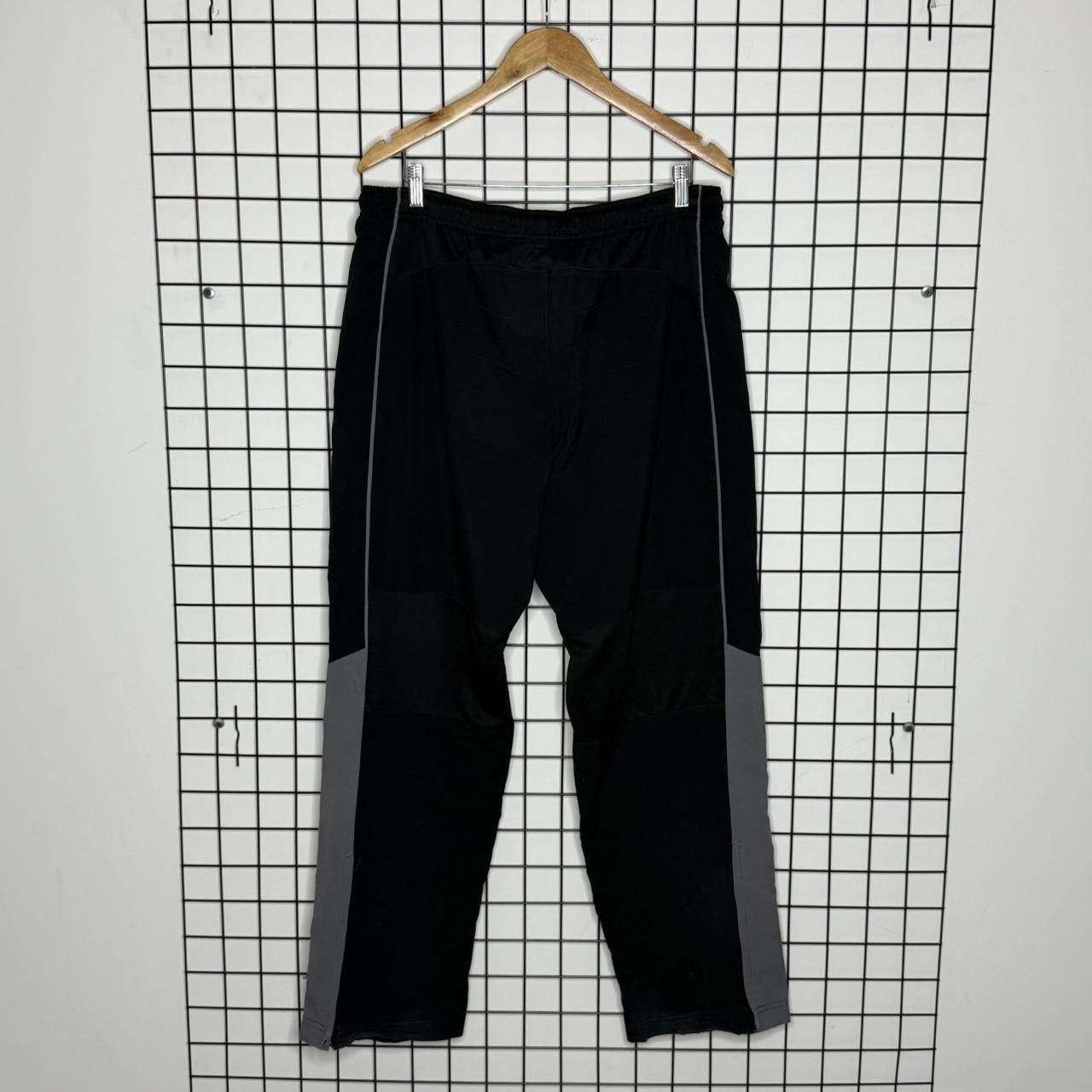 Nike Nike black track pants with white logo Size L Size US 34 / EU 50 - 3 Thumbnail