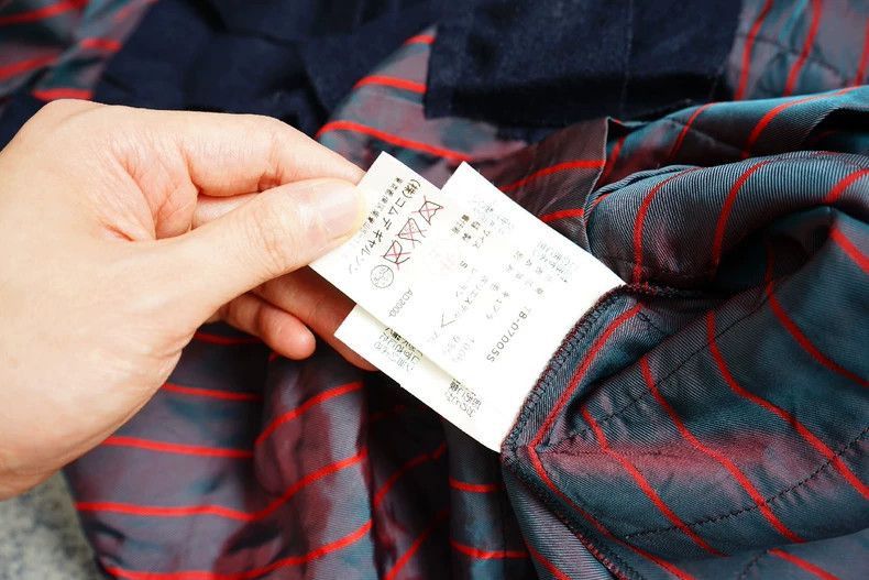 Comme des Garcons comme des garcons pleated front patchwork rayon shirt 2505- Size US S / EU 44-46 / 1 - 8 Thumbnail