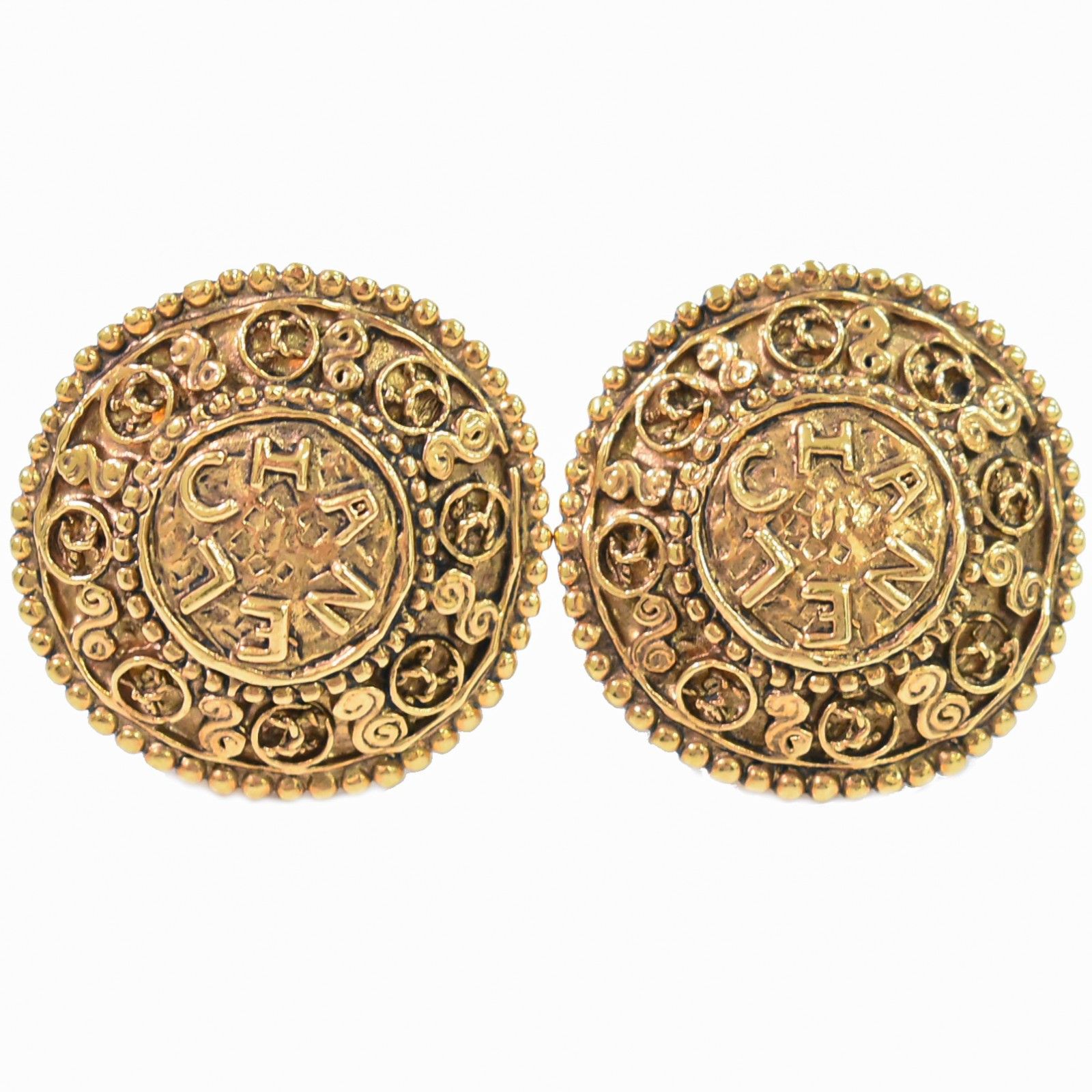Chanel Chanel Vintage Round CC Clip-On Earrings Metal Size ONE SIZE - 1 Thumbnail