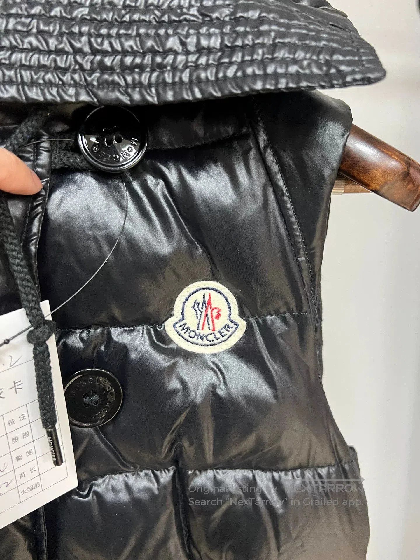 Moncler sleek black puffer vest with hood. Size US XXS / EU 40 - 3 Thumbnail