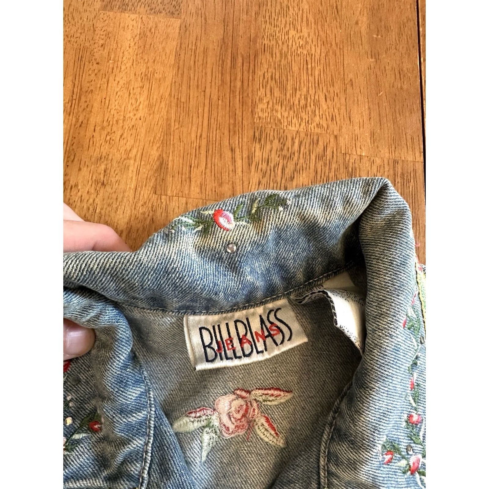 Bill Blass Bill Blass Denim Vest Women’s Small Floral Embroidered Size S / US 4 / IT 40 - 7 Thumbnail